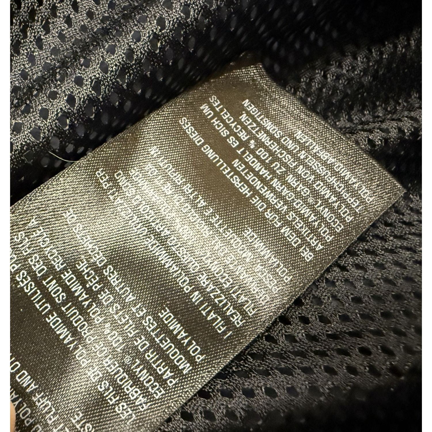 Balenciaga Balenciaga Mens Lightweight Zip-Up Windbreaker Jacket With L Size US M / EU 48-50 / 2 - 11 Thumbnail