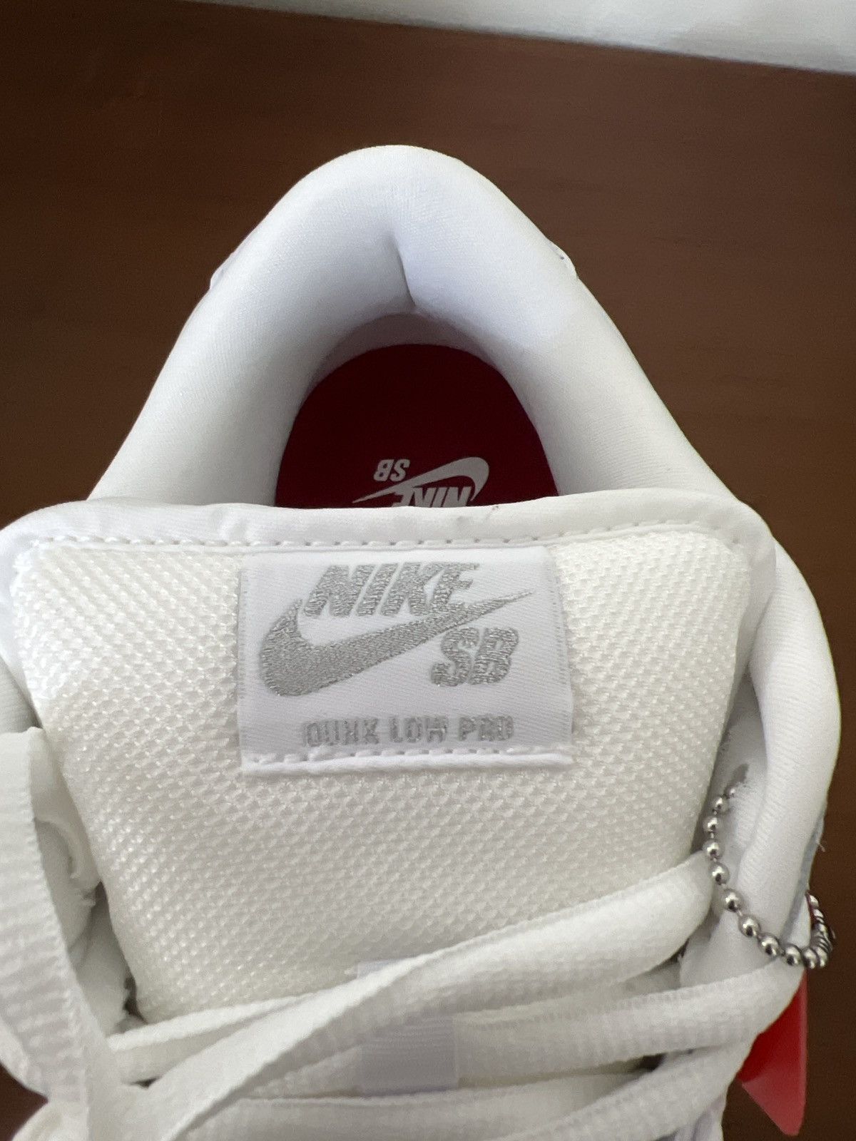 Nike Supreme nike SB dunk low 94 white metallic silver Size US 9 / EU 42 - 11 Thumbnail