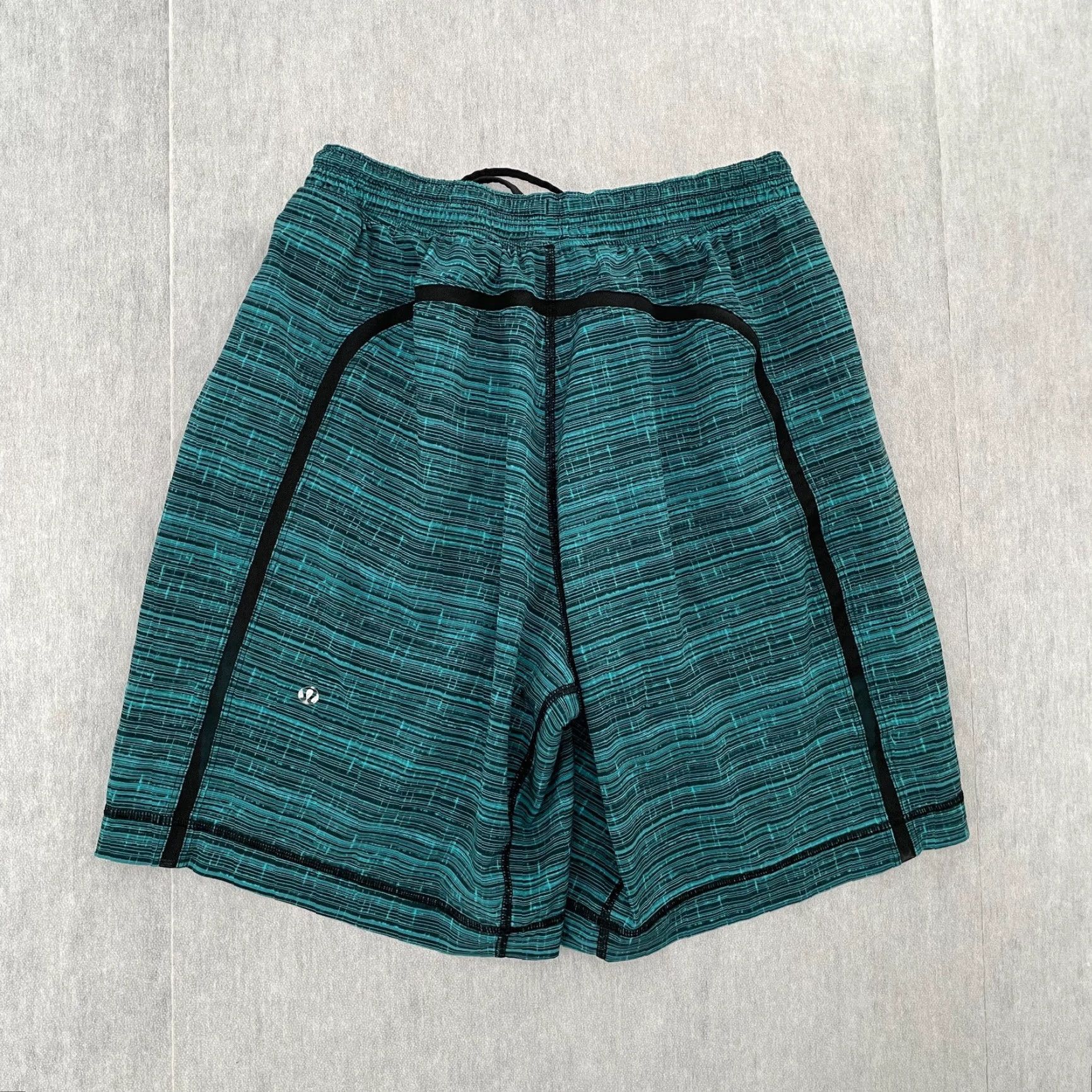 Lululemon VINTAGE None Lululemon Shorts Mens Small Activewear Casual Sports Gym Run & Jogging 90s Green Size US 29 - 2 Thumbnail