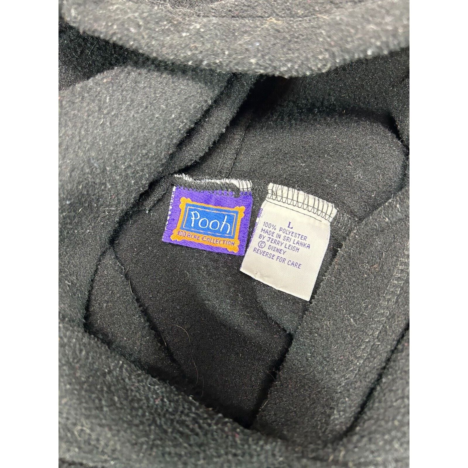 Vintage Vintage Disney Winnie The Pooh Tigger Sweatshirt Size Large Size US L / EU 52-54 / 3 - 3 Thumbnail