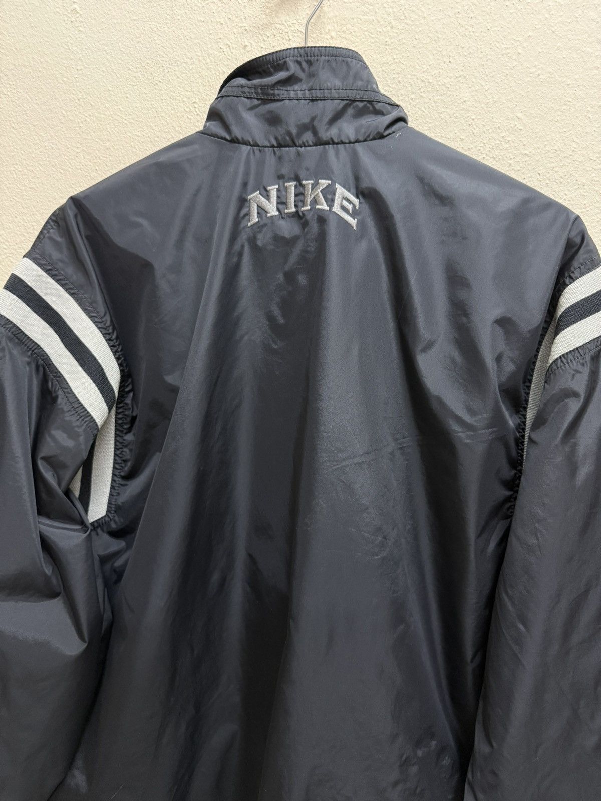 Nike Vintage 90s Nike Basketball Windbreaker Jacket Size US XXL / EU 58 / 5 - 19 Thumbnail