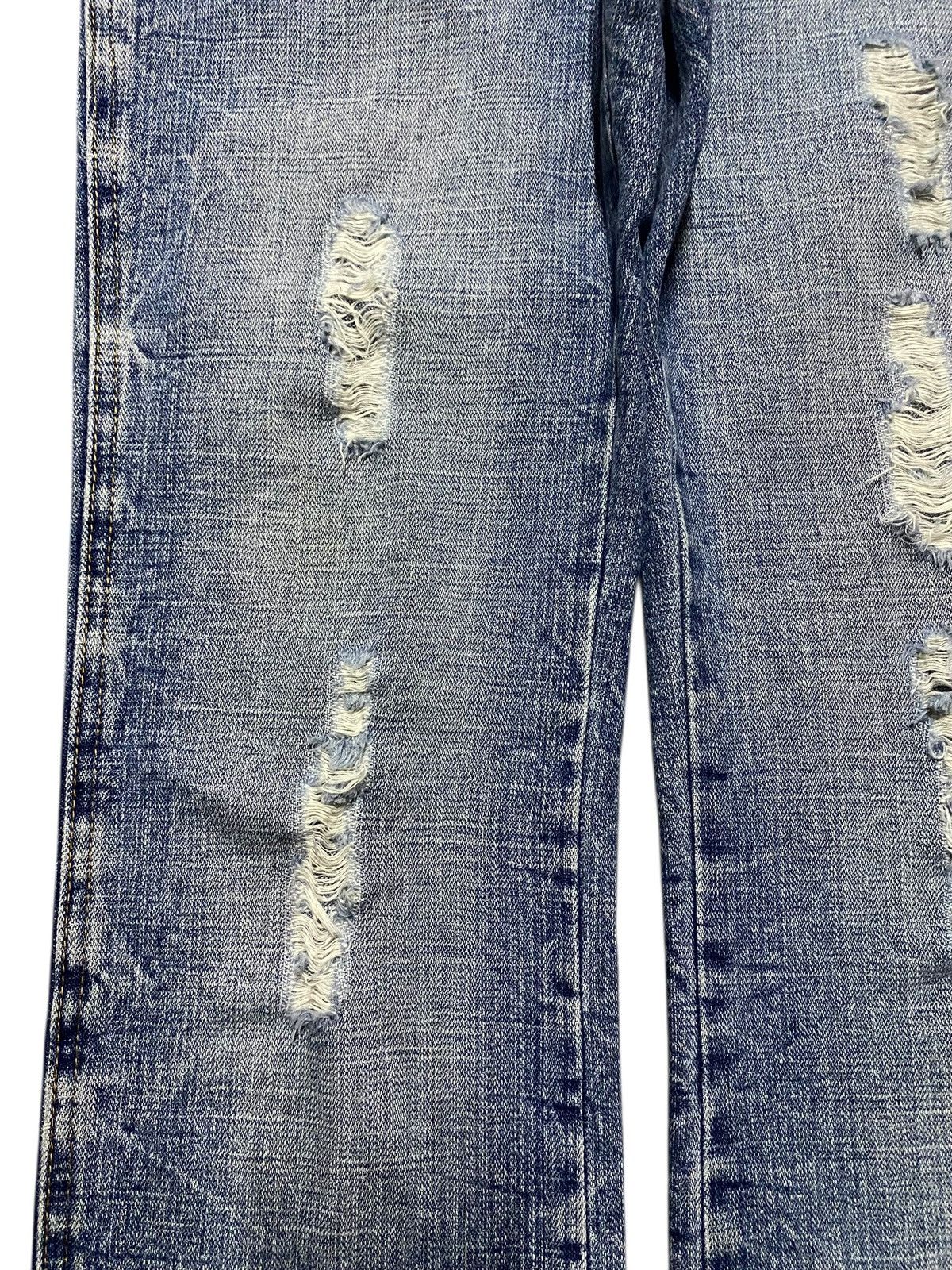 Japanese Brand Vintage Japanese Brand M2368 Nice Distressed Loose Jeans Size US 29 - 7 Thumbnail
