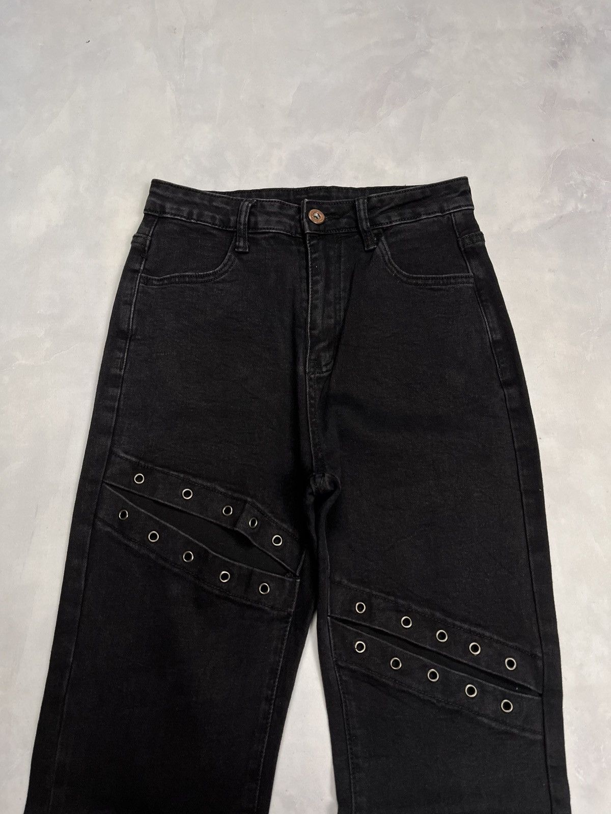 Japanese Brand 2000s Flared Denim Black Size US 26 / EU 42 - 5 Thumbnail