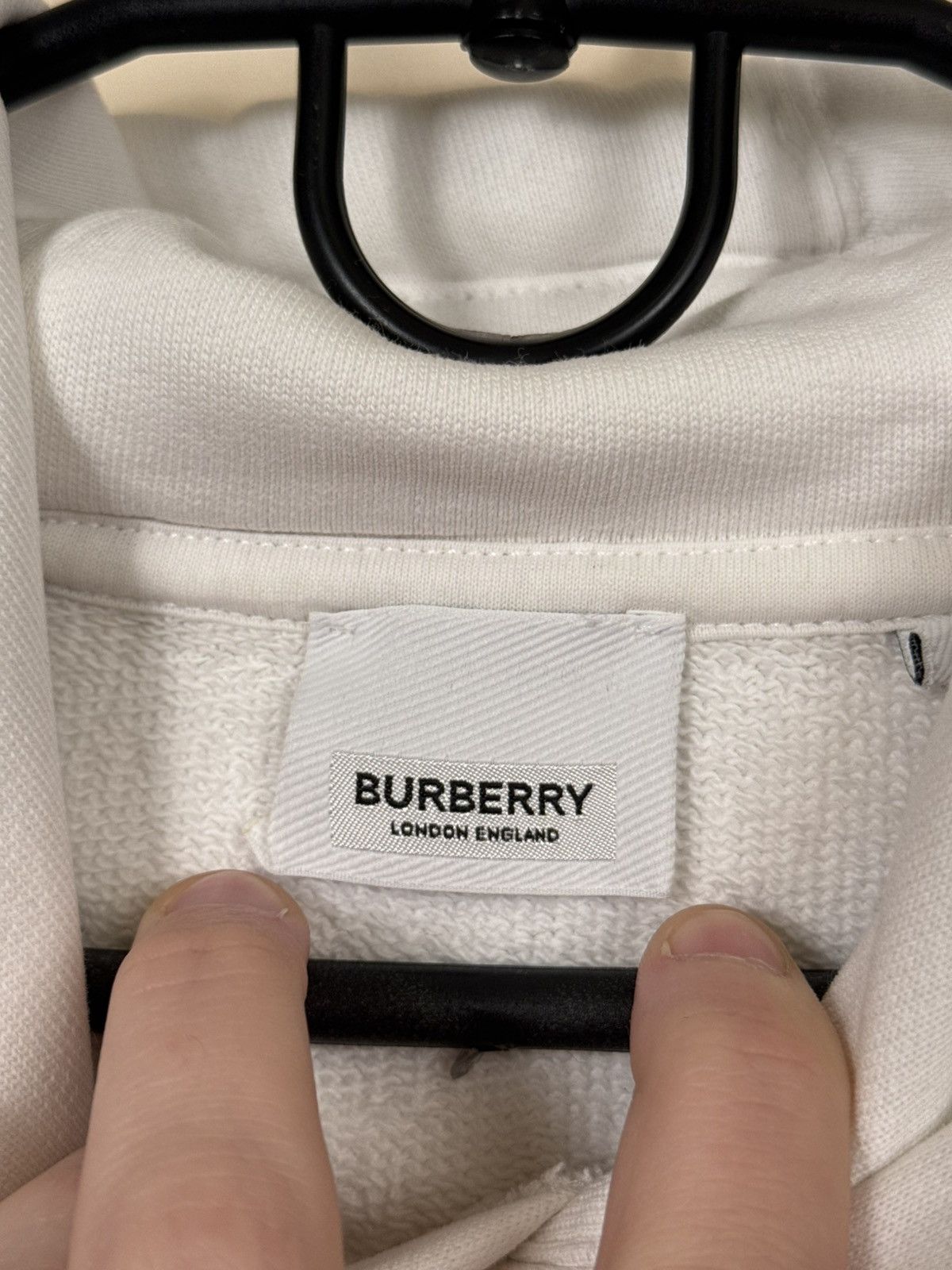 Burberry Burberry London Hoodie Men TB White Luxury S Streetwear Size US S / EU 44-46 / 1 - 19 Thumbnail