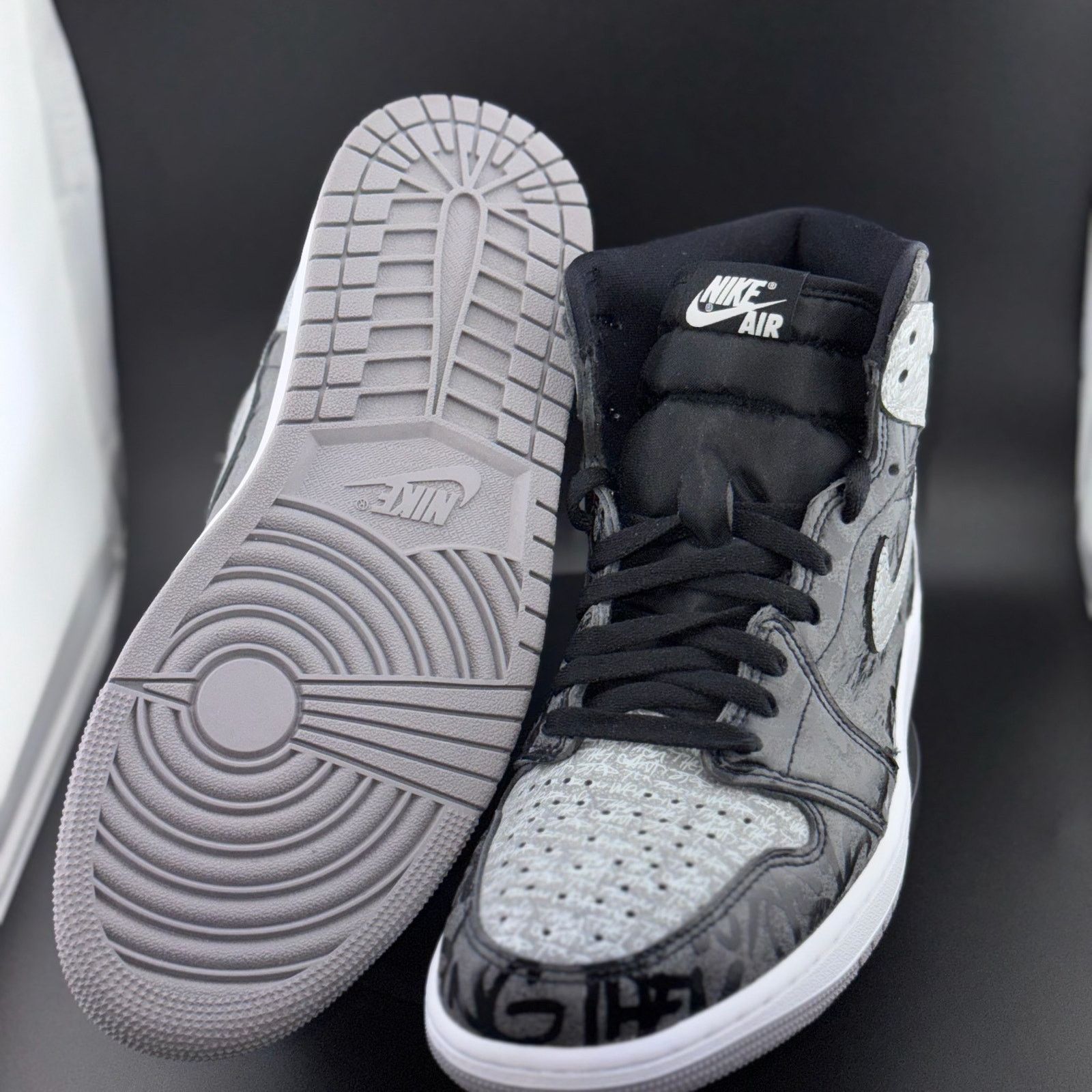 Jordan Brand Jordan 1 Retro High OG Rebellionaire Size US 9.5 / EU 42-43 - 5 Thumbnail