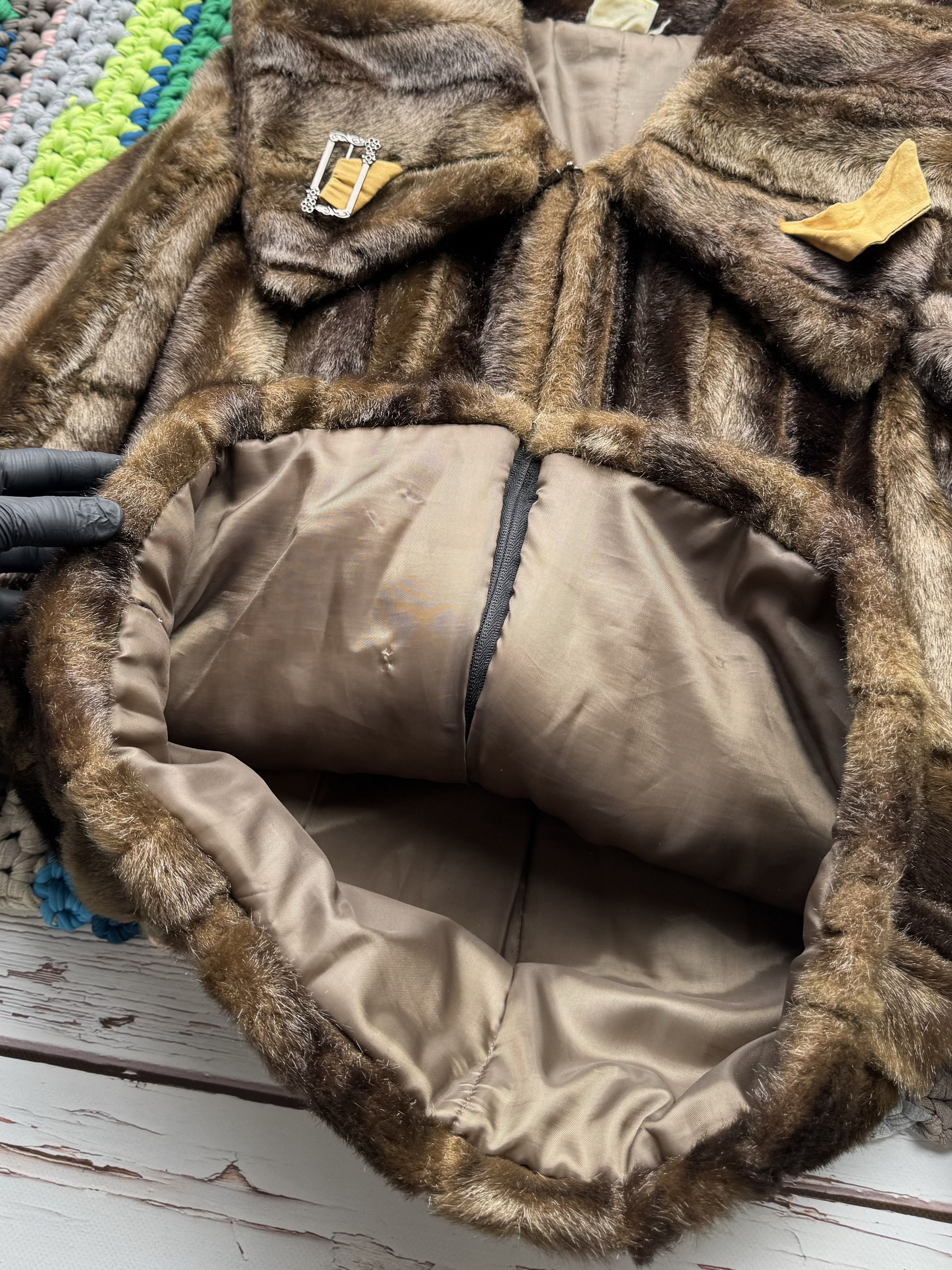Japanese Brand Vintage Faux Fur Hooded Coat (D10) Size S / US 4 / IT 40 - 10 Thumbnail