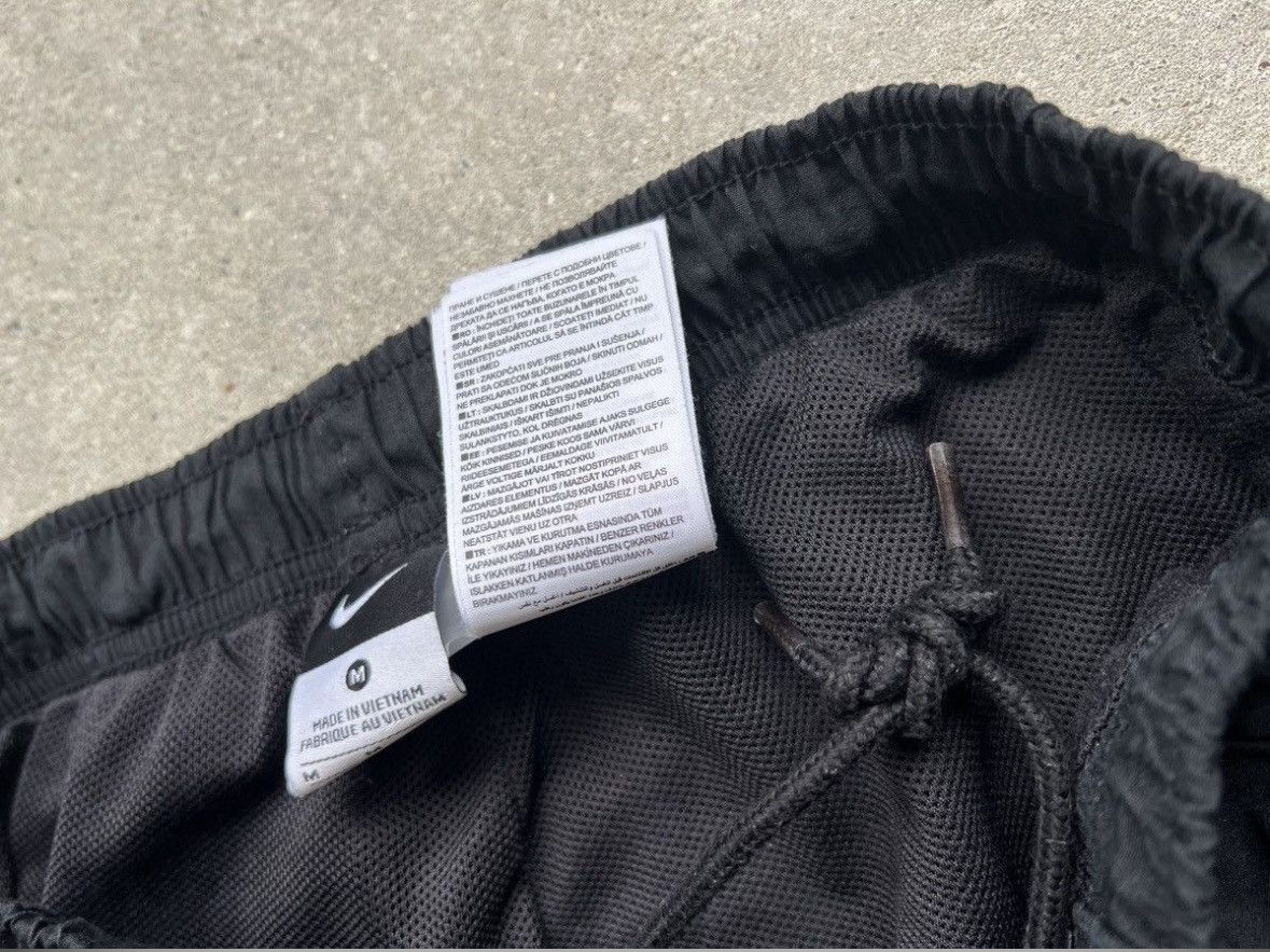 Nike Vintage Nike Trackpants Size US 31 - 10 Thumbnail