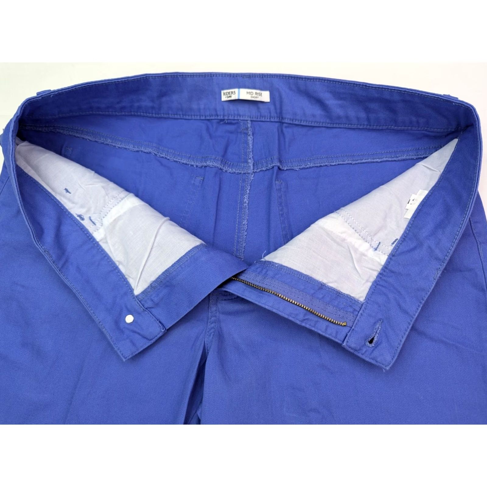 Lee RIDERS by LEE LOT x 2 Pink & Blue Denim Mid Rise Shorts, Women L (38 x 8) EUC Shorts Bermuda 5-Pocket Classic Size 36" / US 14 / IT 50 - 6 Thumbnail