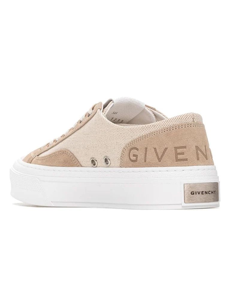Givenchy o1w1db10525 City Low Top Sneakers in White Size US 7 / IT 37 - 3 Thumbnail