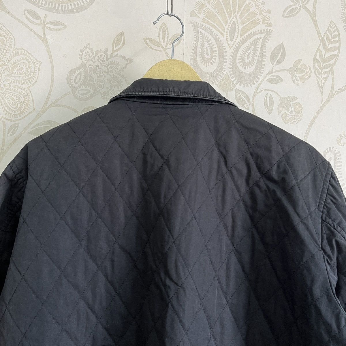 Burberry × Vintage Vintage Burberry London Quilt Jacket Size US M / EU 48-50 / 2 - 22 Thumbnail