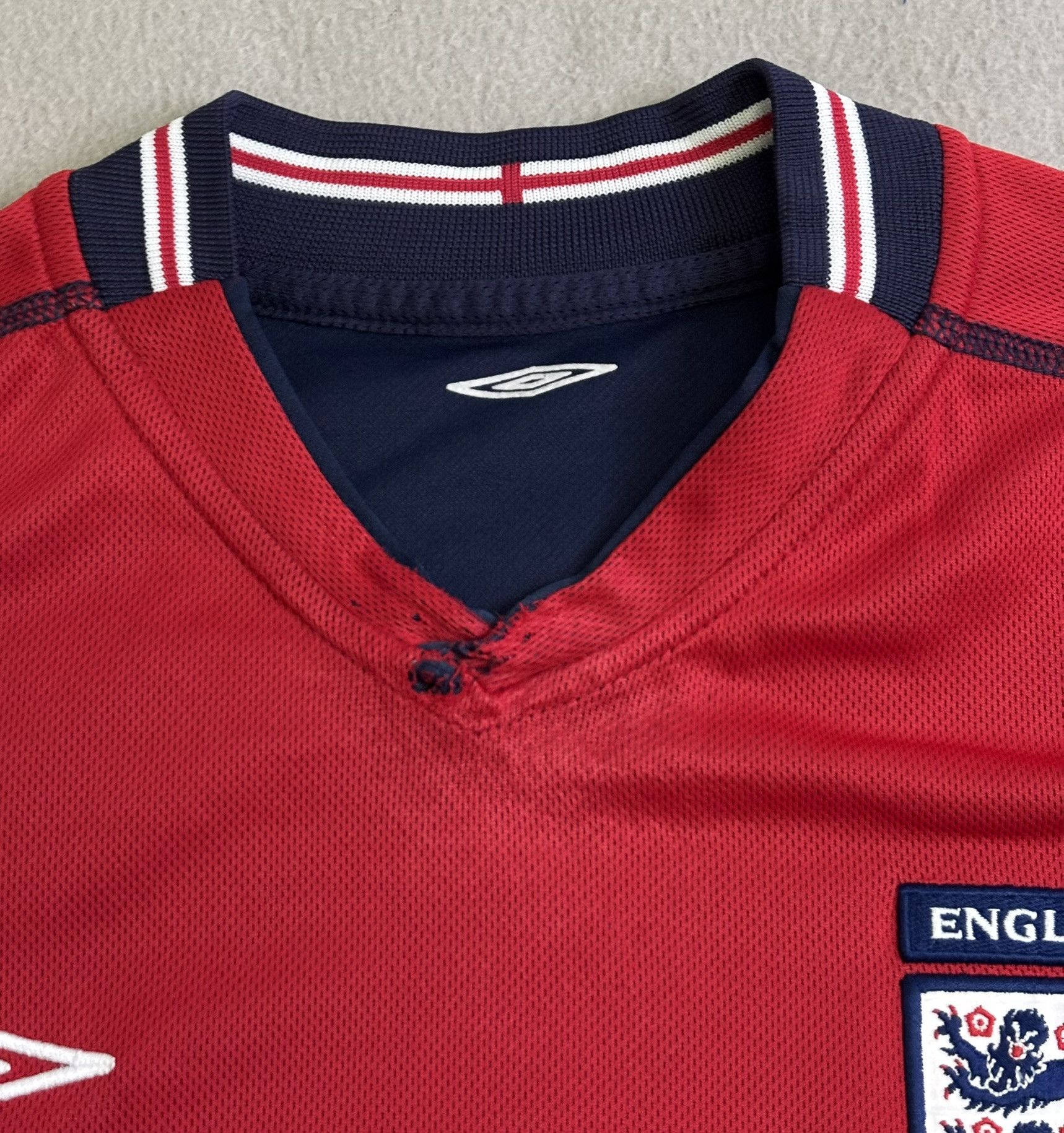 Umbro England 2002 Umbro Football Jersey Size S Size US S / EU 44-46 / 1 - 8 Thumbnail