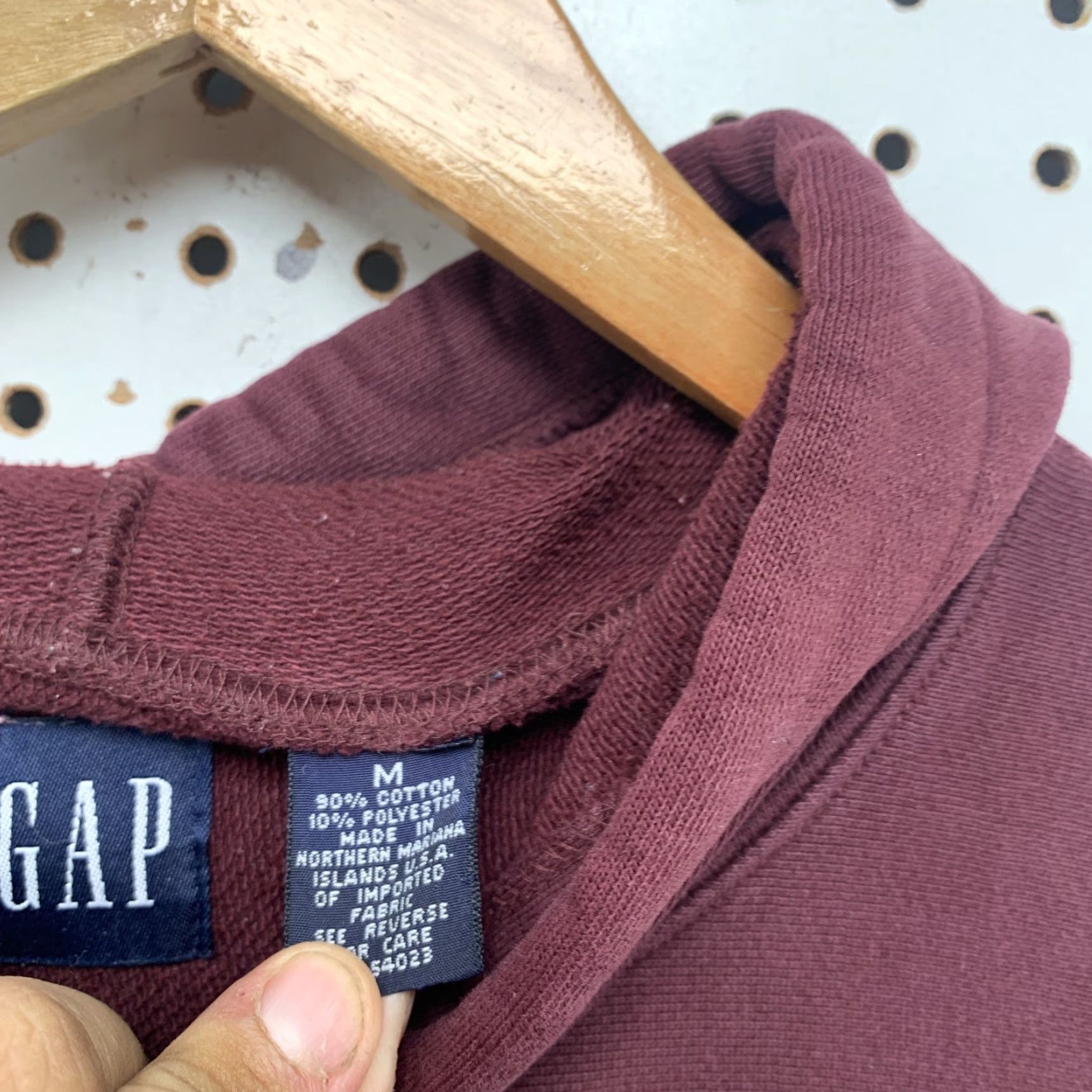 Gap VINTAGE GAP Mens Hoodie Sweatshirt Maroon M Pullover Embroidered Spellout Arch Hooded Sweatshirt Mens Size US M / EU 48-50 / 2 - 3 Thumbnail
