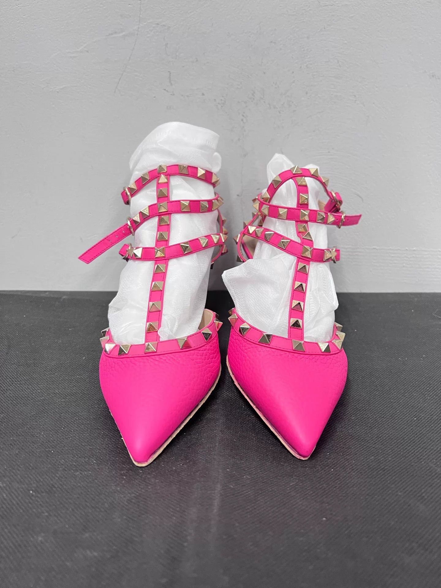 Valentino Valentino Magenta 3-Ring Studded Heels 38 Mint 6.5cm Size US 7.5 / IT 37.5 - 2 Thumbnail