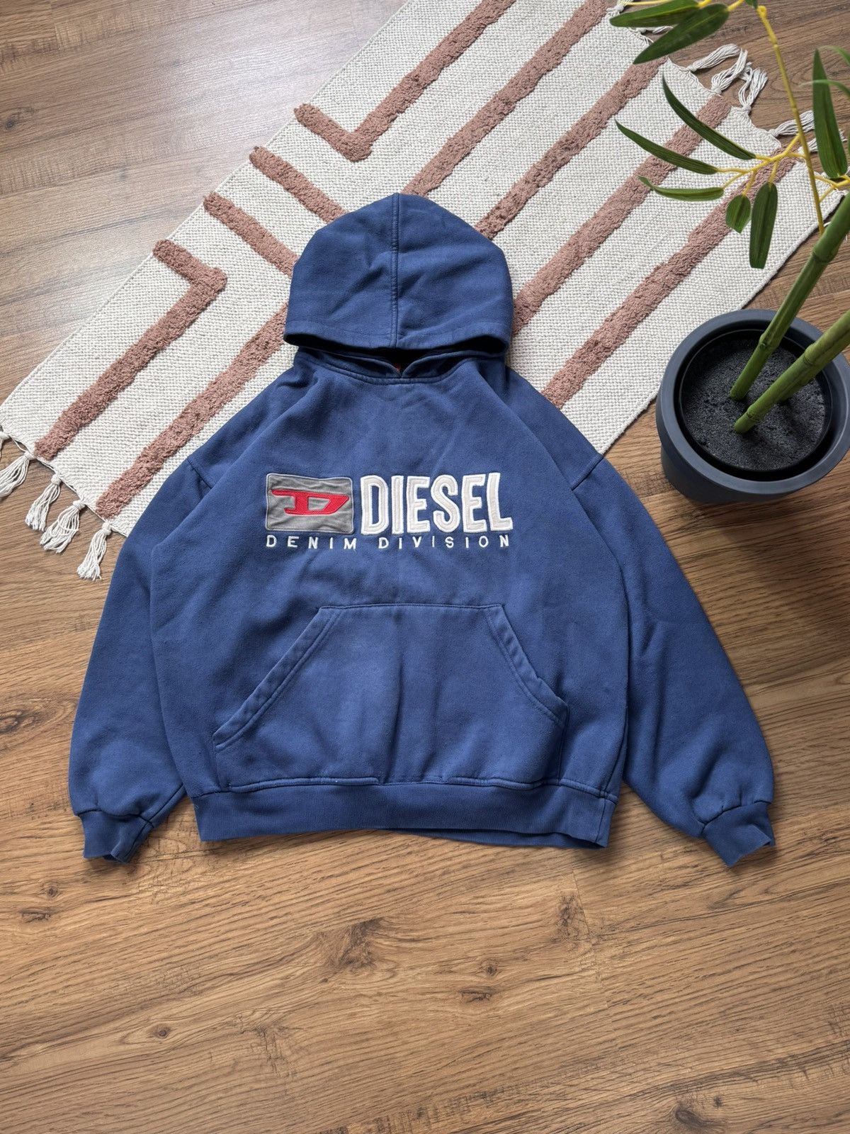 Diesel VINTAGE DIESEL BOOTLEG 2000s HOODIE Size M / US 6-8 / IT 42-44 - 4 Thumbnail