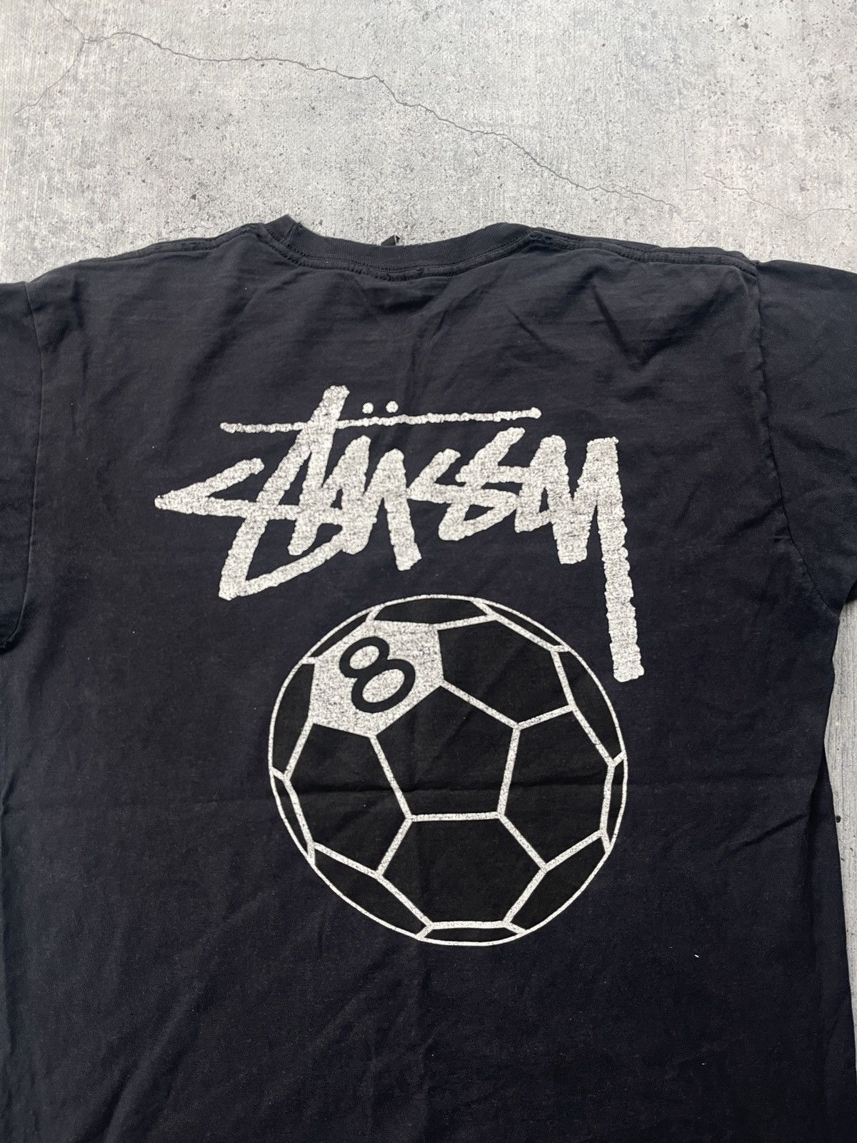 Other Stussy 8 Ball distressed Tshirt Size US L / EU 52-54 / 3 - 5 Thumbnail