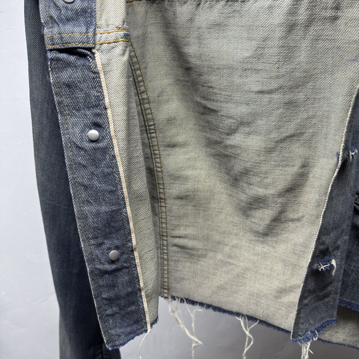 Vintage Thrashed Distressed Selvedge Denim Trucker Jacket ERD Grunge Size US M / EU 48-50 / 2 - 4 Thumbnail