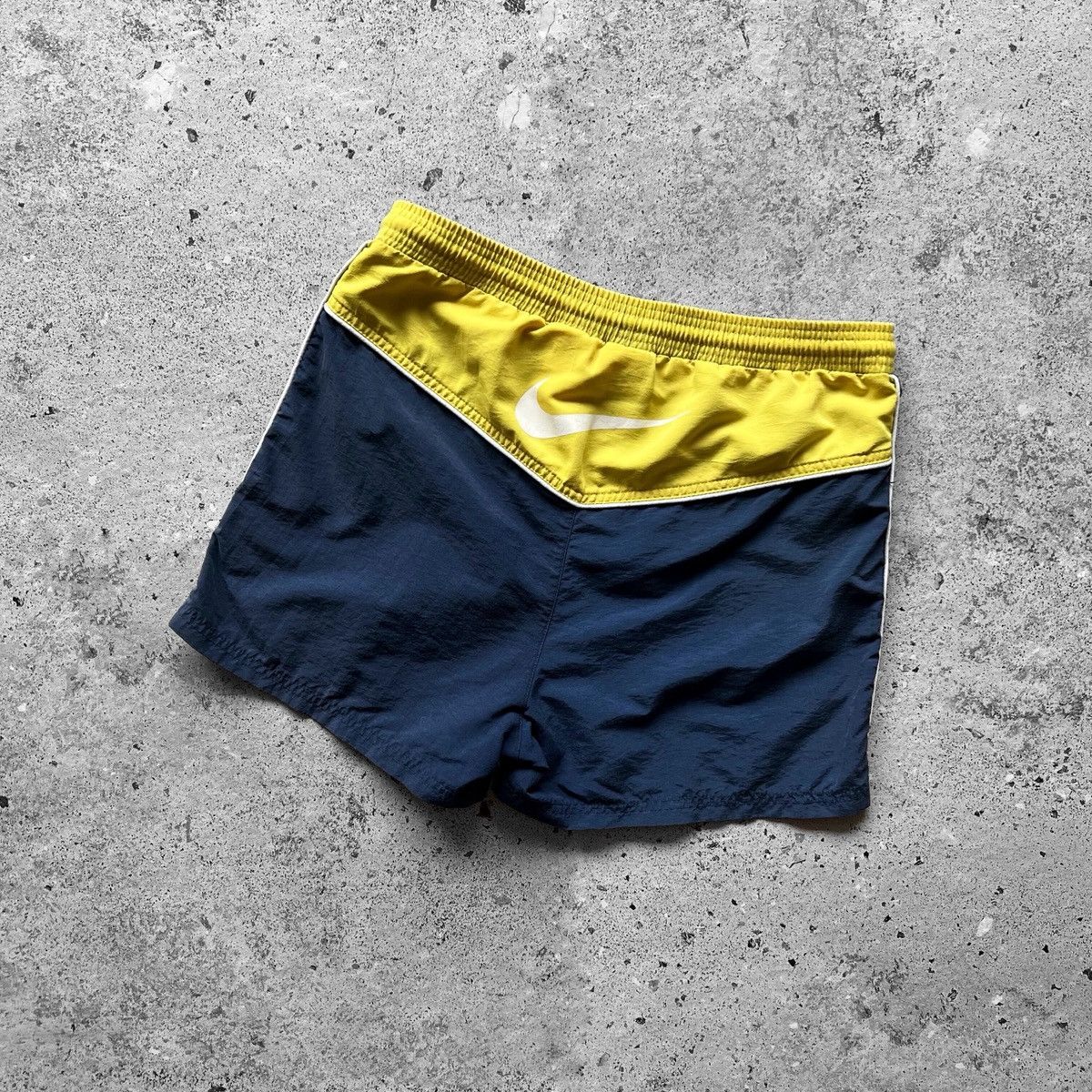 Nike × Vintage Nike Womens Vintage 00s Blue Yellow Shorts Big Swoosh Size 30" / US 8 / IT 44 - 1 Thumbnail