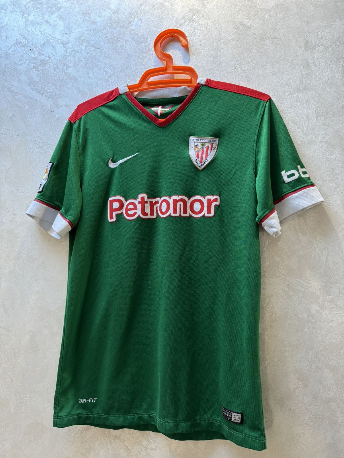 Nike 2014-15 Athletic Bilbao Away Shirt Size US S / EU 44-46 / 1 - 1 Thumbnail