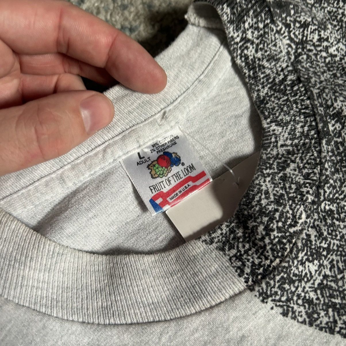 Coca Cola ASYMMETRiC ALLOVER PRiNT TELEViSiON STATiC TEE MTV CYBERPUNK Size US L / EU 52-54 / 3 - 10 Thumbnail