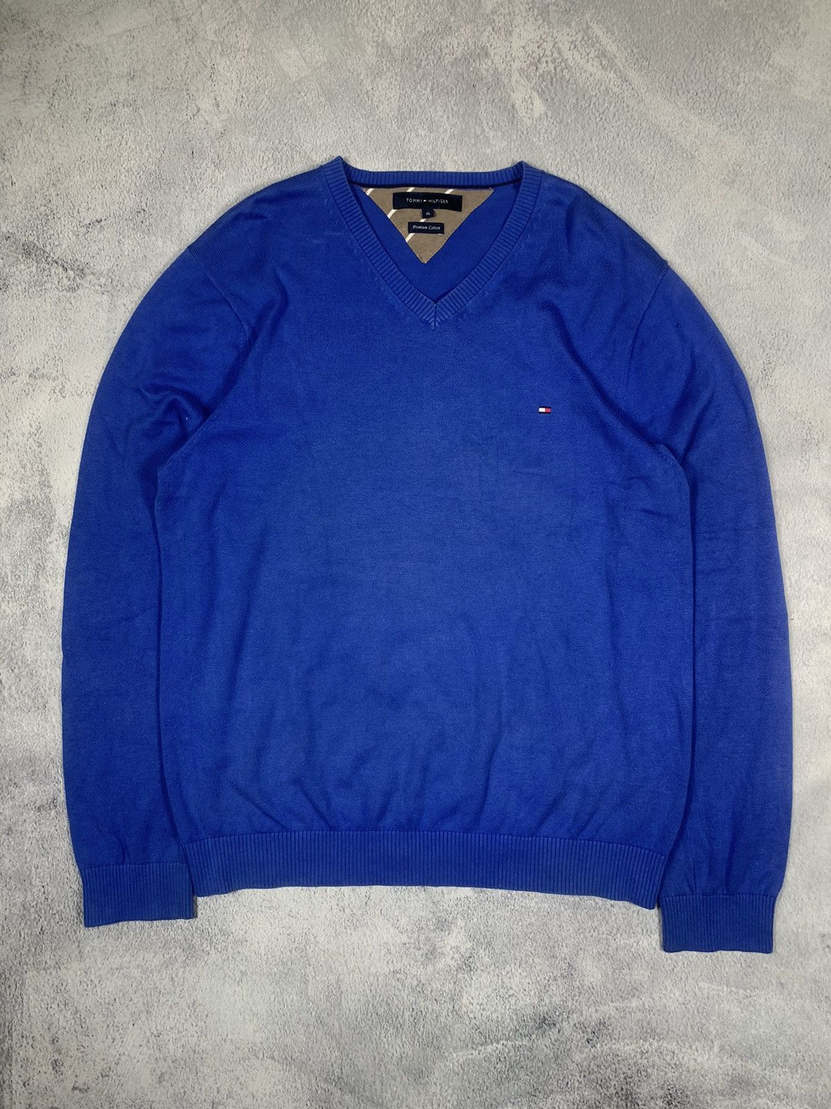 Tommy Hilfiger Vintage 90s Tommy Hilfiger sweater old money style size XL Size US XL / EU 56 / 4 - 1 Thumbnail