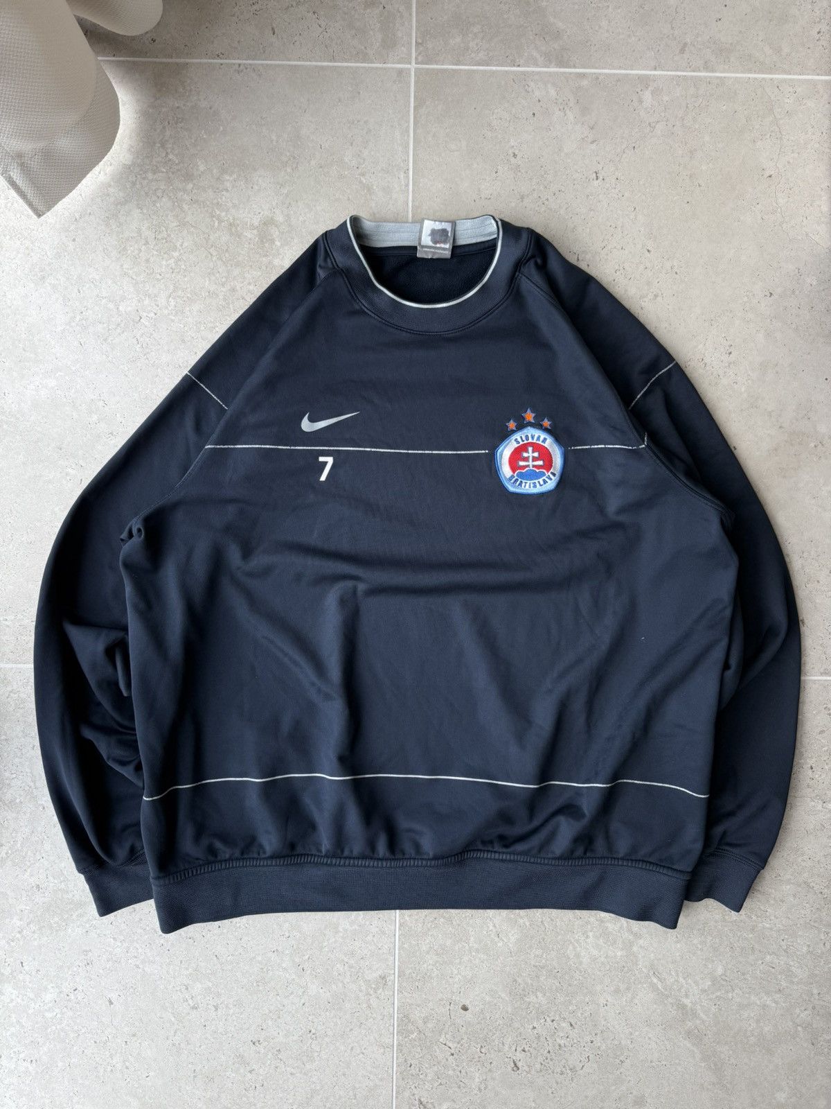 Nike VINTAGE NIKE SLOVAN BRATISLAVA TRAINING SWEATER Size US XL / EU 56 / 4 - 1 Thumbnail