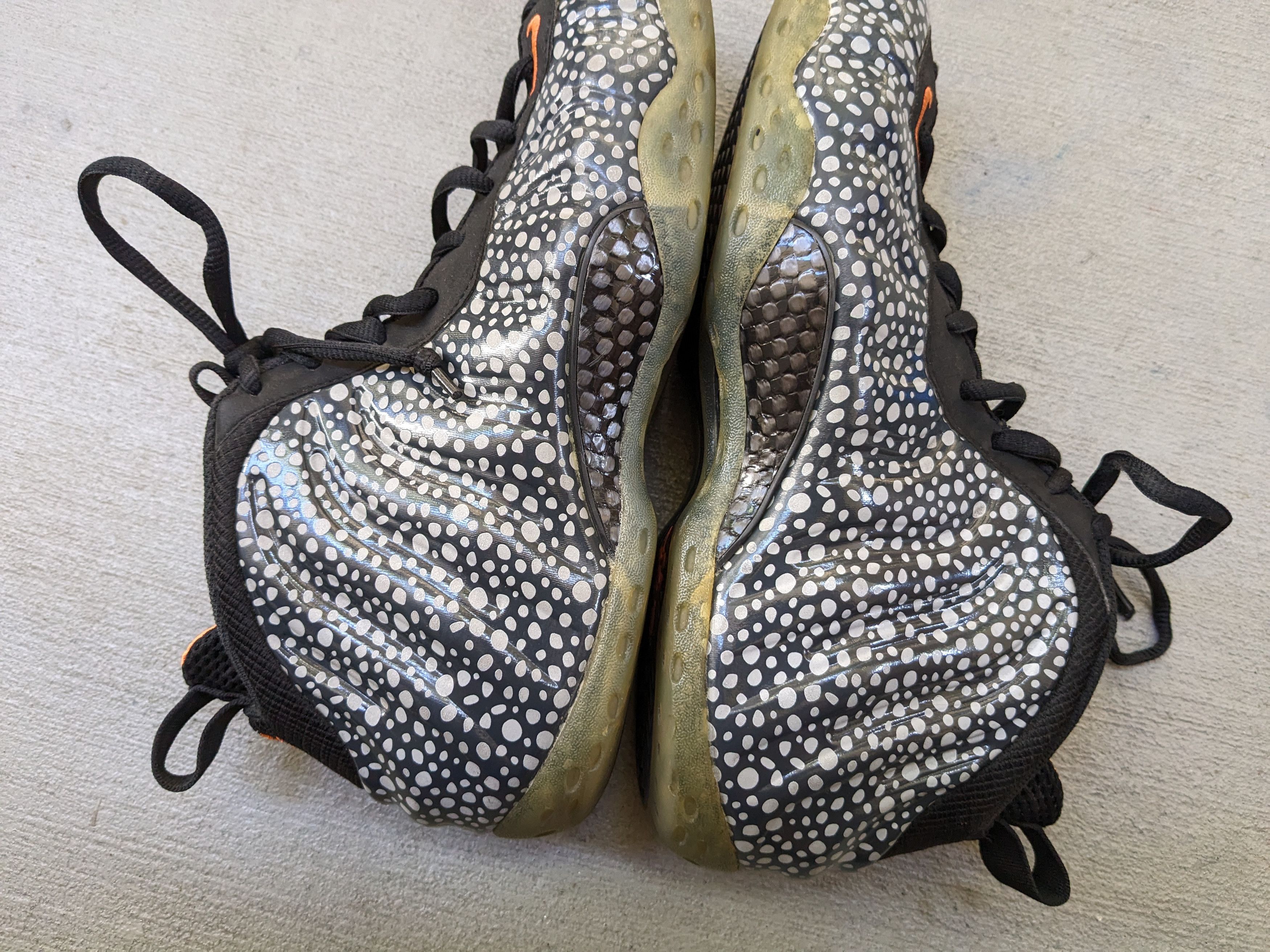 Nike Nike Air Foamposite One PRM Safari 10 Gray 575420-003 Size US 10 / EU 43 - 8 Thumbnail