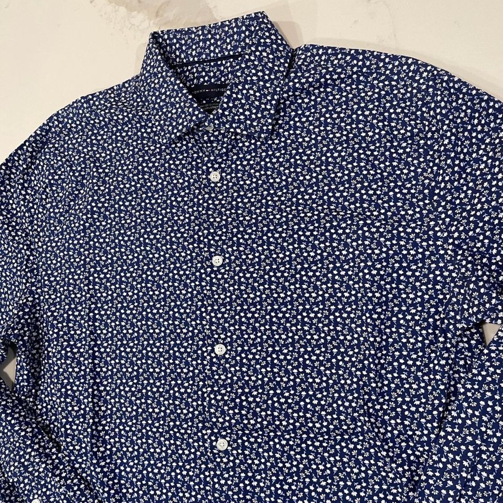 Tommy Hilfiger Tommy Hilfiger Shirt Mens 16-34/35 Floral THFlex StretchSlim Size US M / EU 48-50 / 2 - 3 Thumbnail