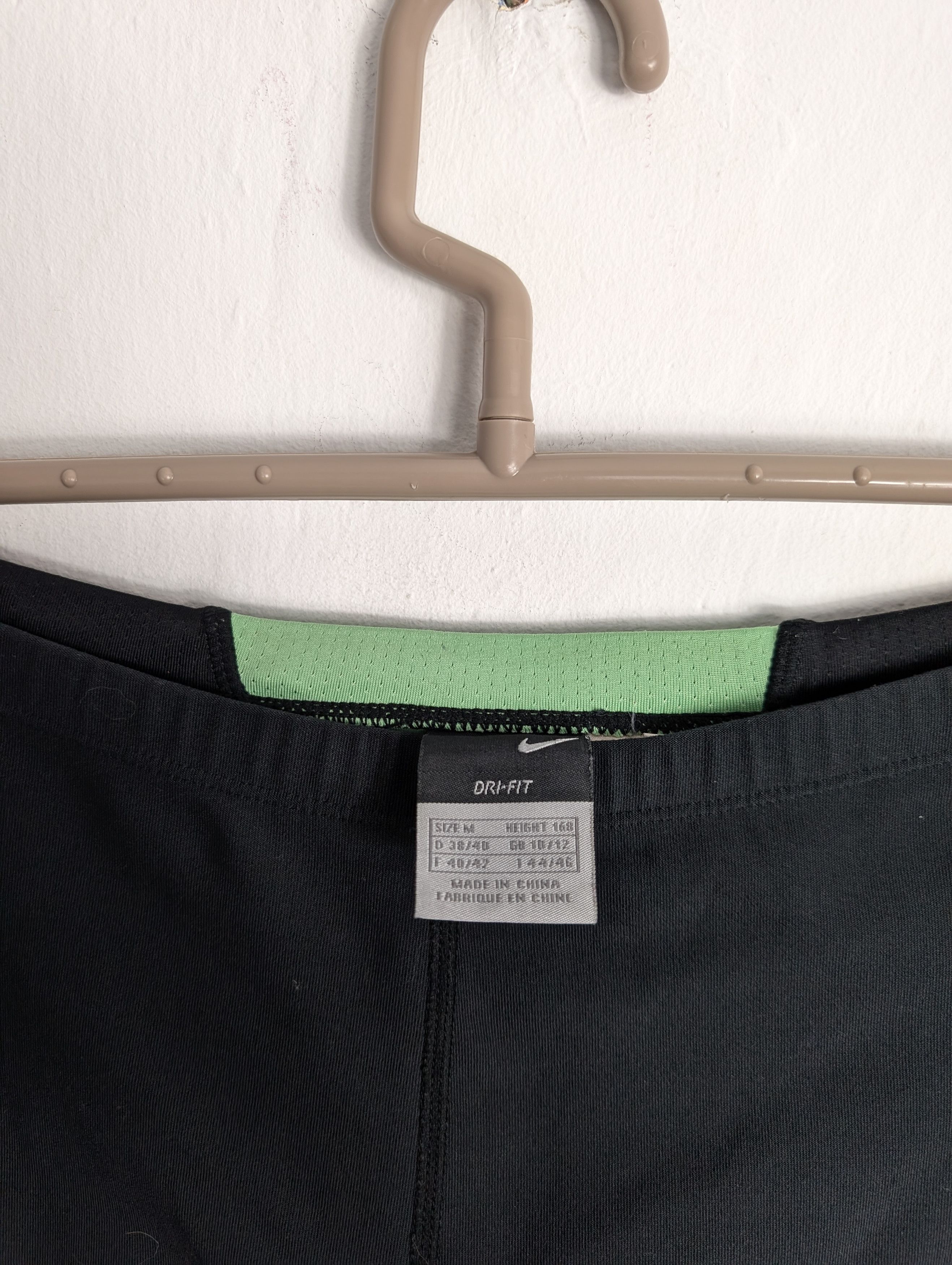 Nike Nike Sportswear Leggings Cycling Gym Fitness Activewear Size 30" / US 8 / IT 44 - 4 Thumbnail