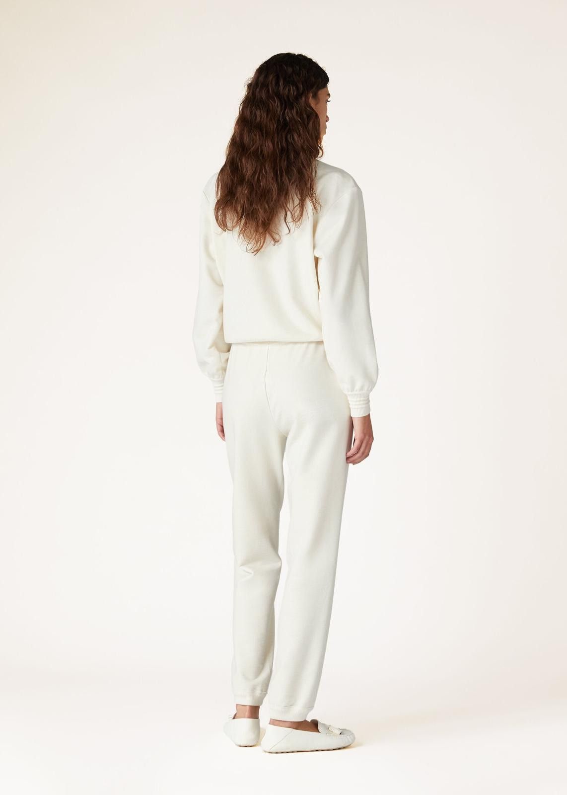 Loro Piana o1srvl11e0425 FAN9963 Cocooning Soft Sweatshirt in White Size XS / US 0-2 / IT 36-38 - 5 Thumbnail