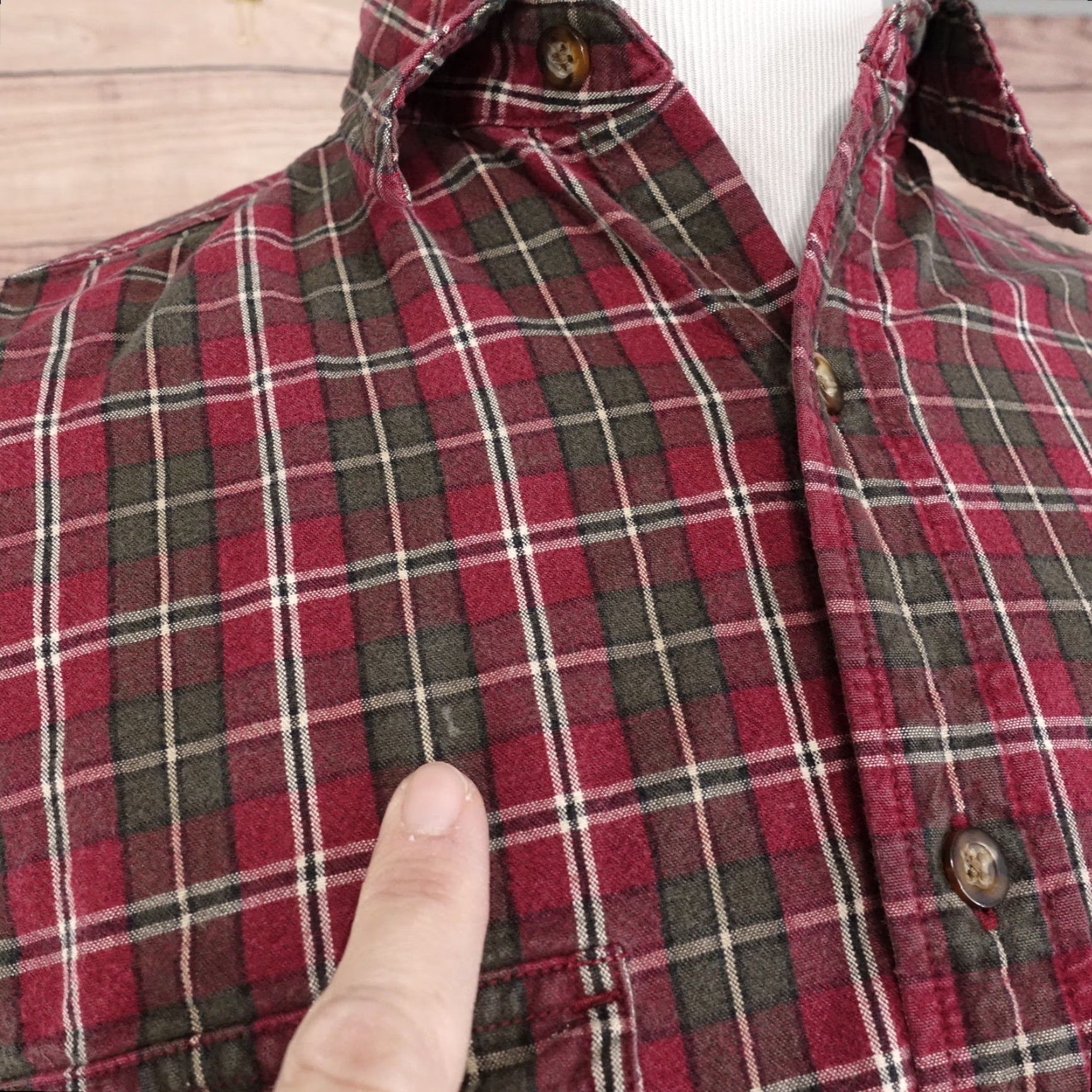 Eddie Bauer EDDIE BAUER Long Sleeve Red Plaid Button-Up Shirt Mens Size S Small Size US S / EU 44-46 / 1 - 3 Thumbnail