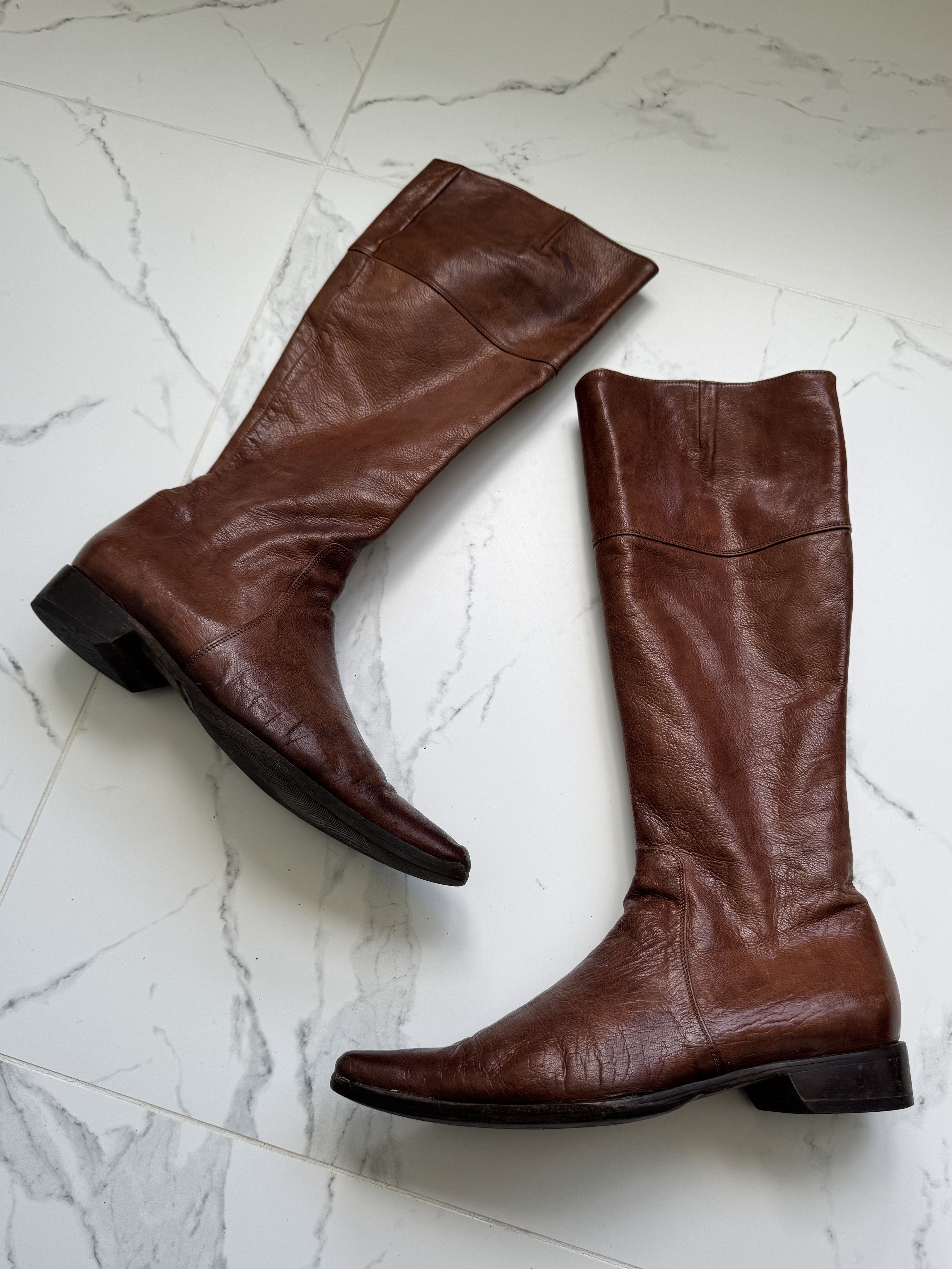 Vintage Vintage Leather Knee High Pointed Toe Low Heel Riding Boots Size US 7 / IT 37 - 1 Thumbnail