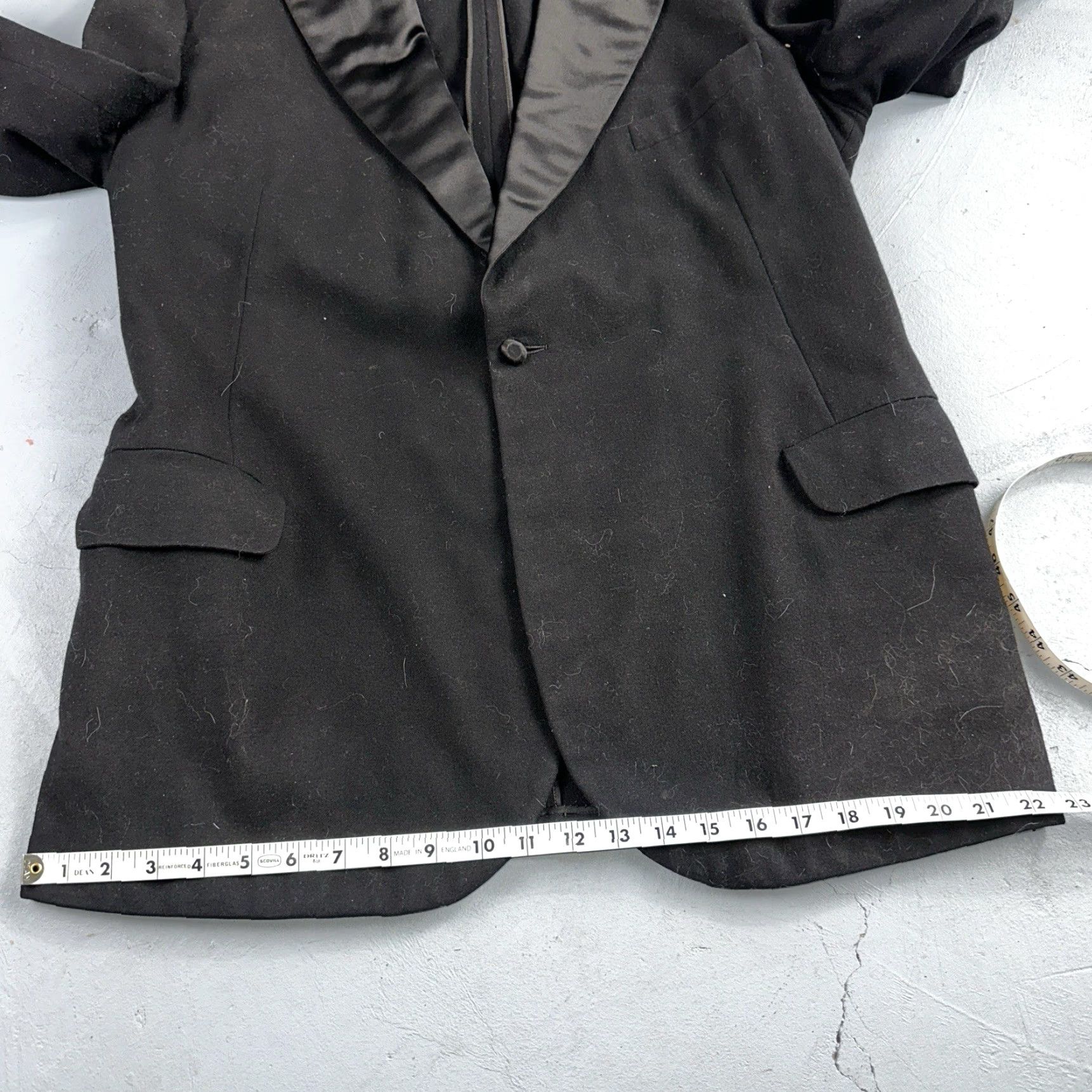 Vintage VTG 1930s Mens 1 PC Suit Tuxedo Coat Jacket Black 20s Antique Satin Wool 38 Regular Mens Black VTG 1920s Tuxedo Coat Jacket 100% Wool Satin Size 38R - 6 Thumbnail