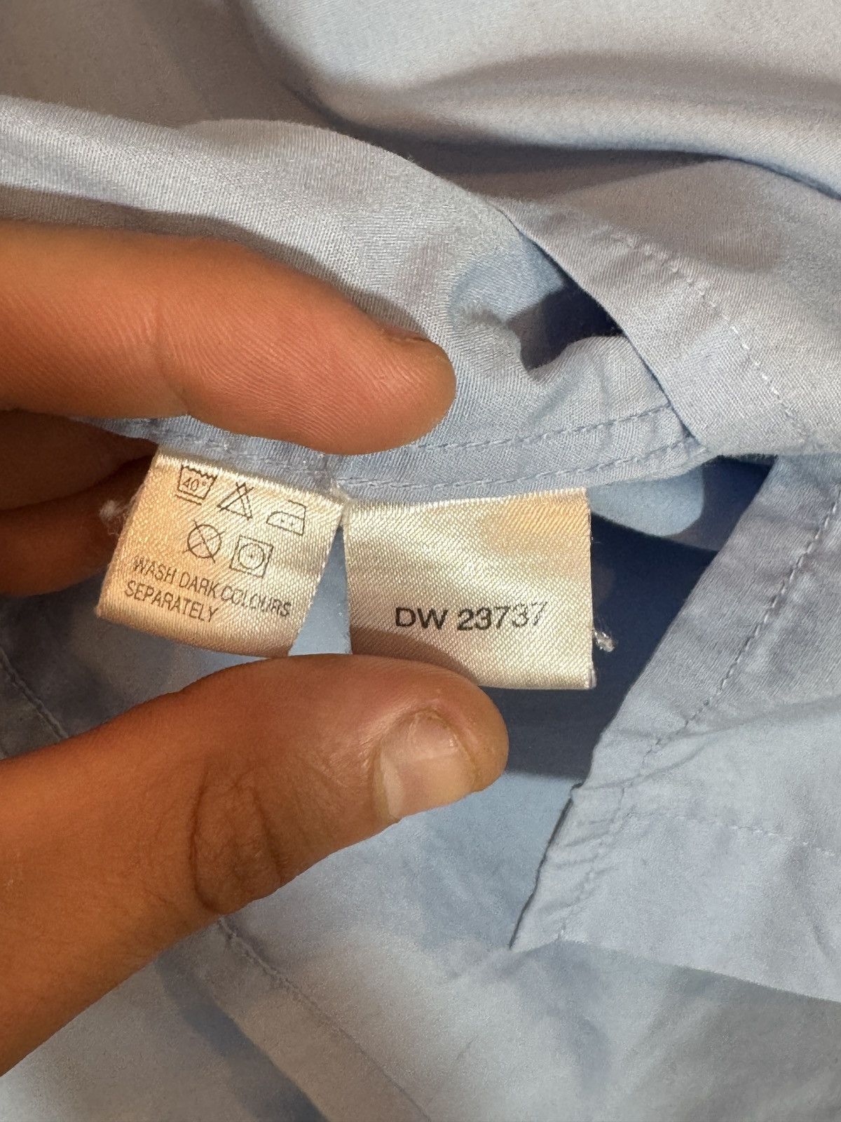 Yves Saint Laurent Yves Saint Laurent Men’s Dress Shirt XL Light Blue– Like New Size US XL / EU 56 / 4 - 7 Thumbnail