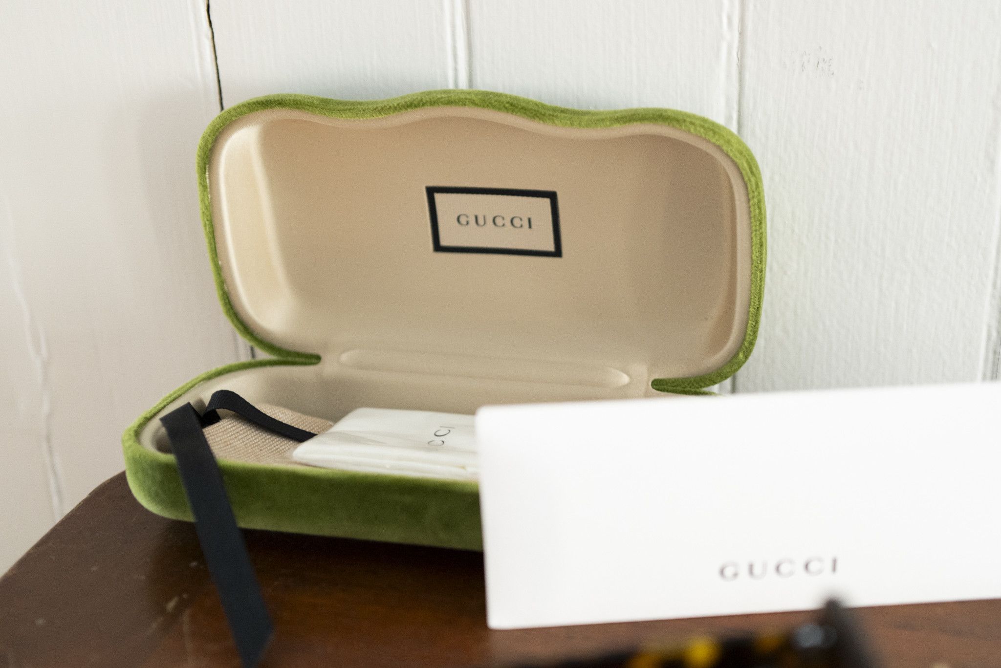 Gucci GUCCI OVERSIZED SUNGLASSES MODEL GG1111S NWT Size ONE SIZE - 6 Thumbnail
