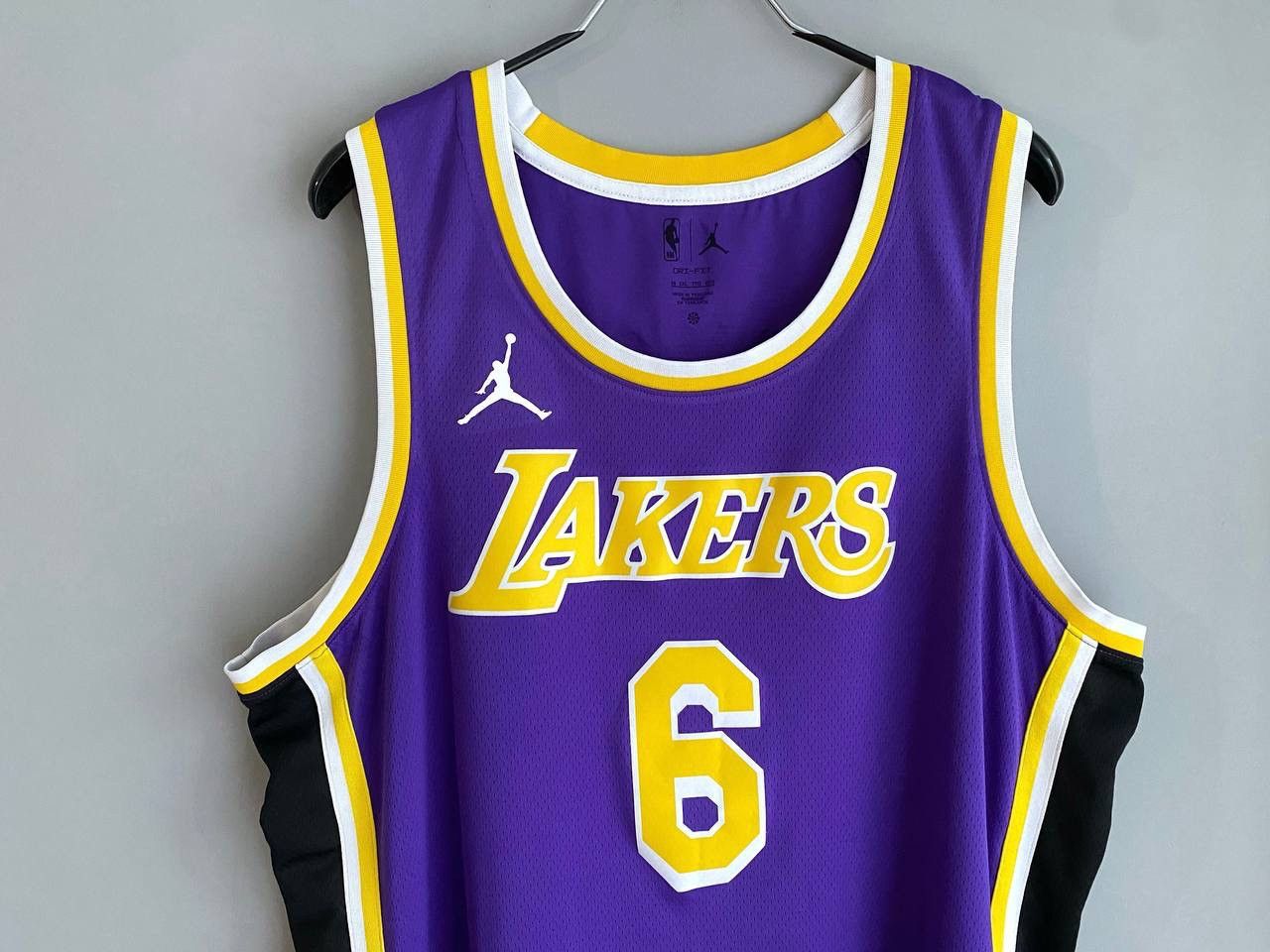 Jordan Brand NBA Basketball Jersey LA Lakers #6 JAMES, XXL, CV9481-513 Size US XXL / EU 58 / 5 - 3 Thumbnail