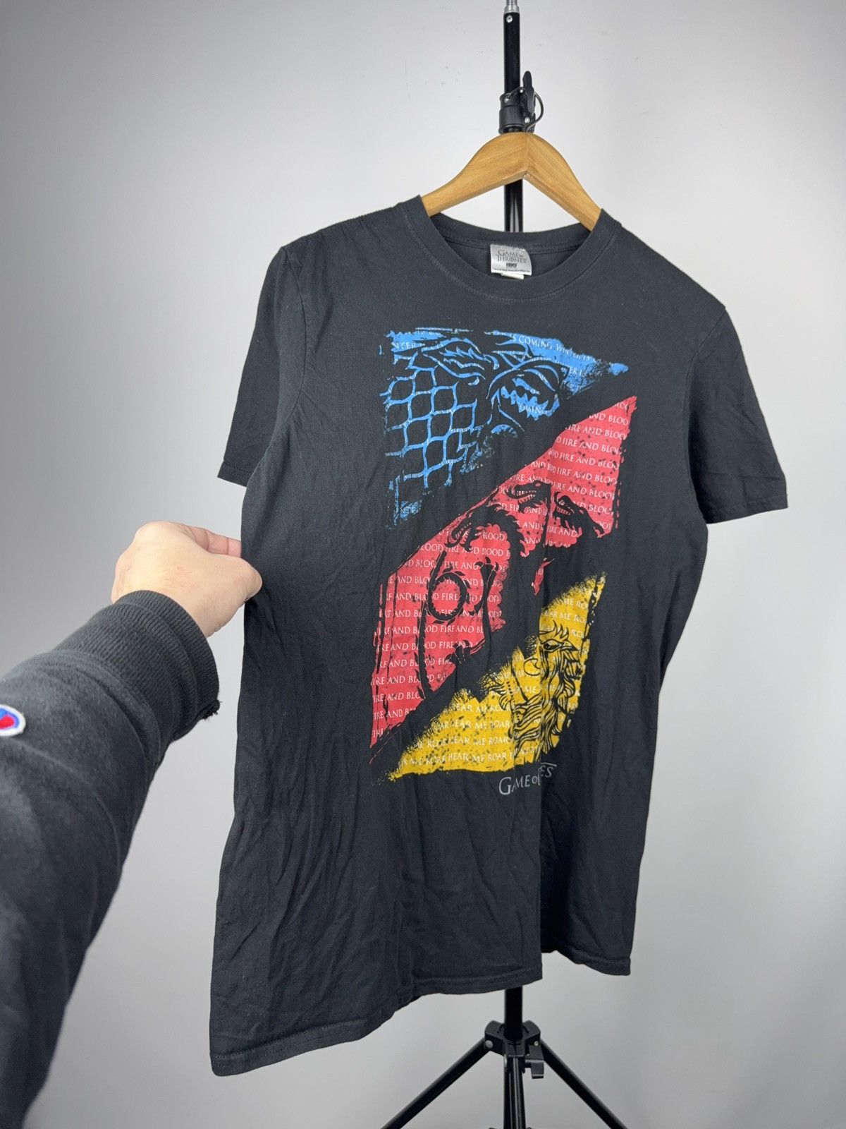 Vintage 00s Game of Thrones Art Stark Targaryen Lannister Tee L Size US L / EU 52-54 / 3 - 2 Thumbnail