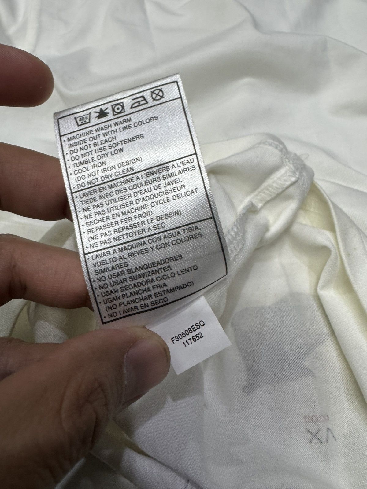 Nike VINTAGE STAIN 2003 AIR JORDAN 18 YEARS ANNIVERSARY SHIRT Size US M / EU 48-50 / 2 - 8 Thumbnail