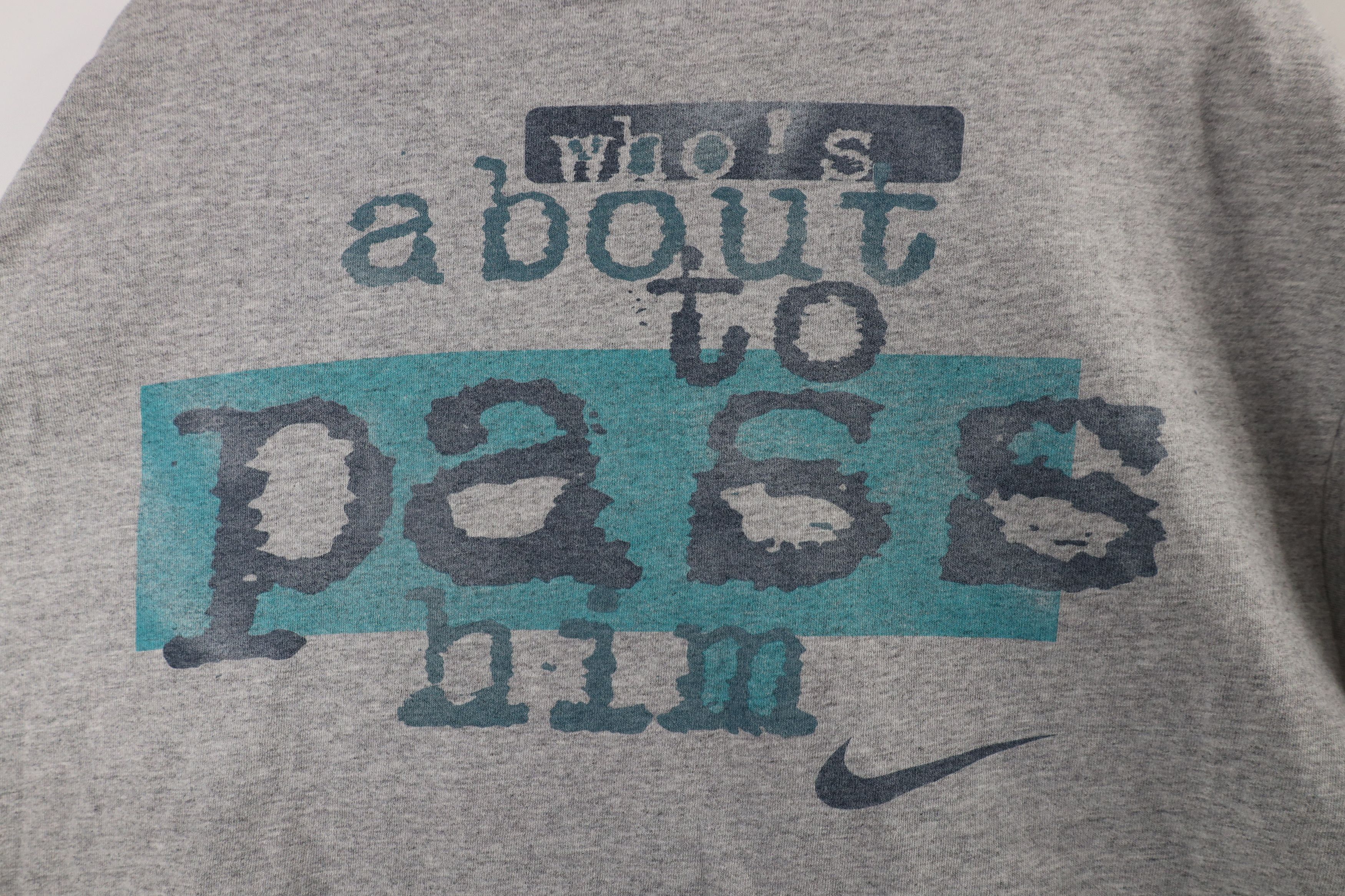 Nike × Vintage Vintage 90s Nike Great Man Is A Woman About to Pass T-Shirt Size L / US 10 / IT 46 - 8 Thumbnail