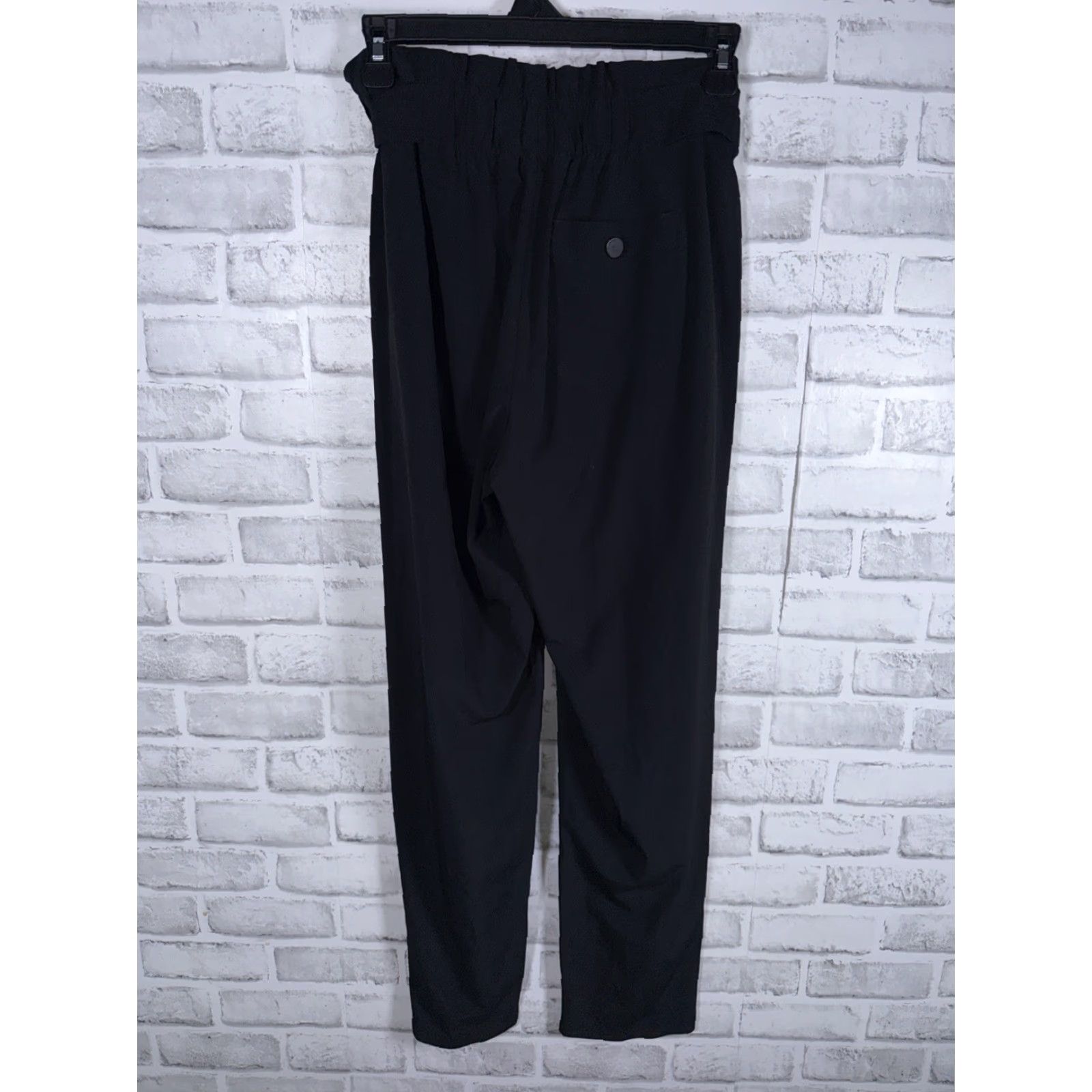 Athleta Athleta Skyline Pant Womens 2 Black Paperbag Belted Stretch Tapered Pant (Inseam 28) Size 26" / US 2 / IT 38 - 3 Thumbnail