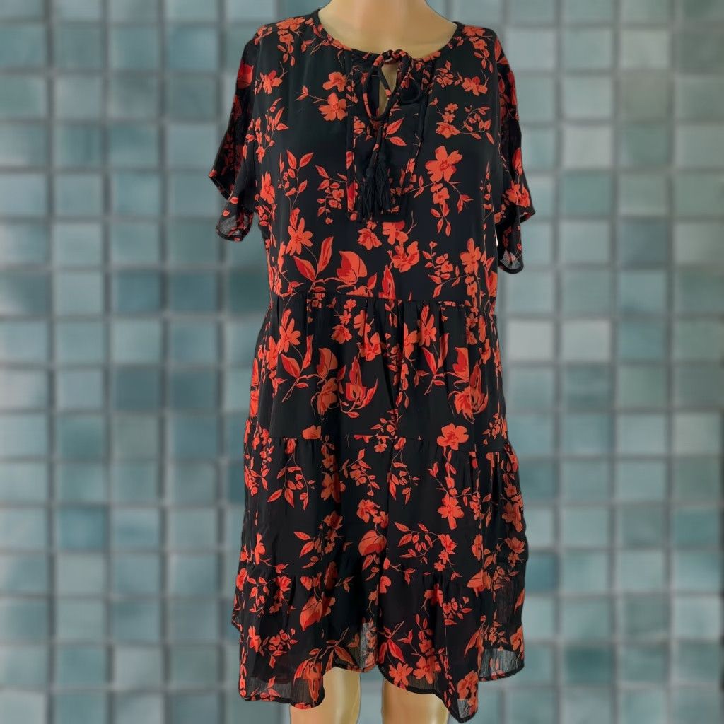Vintage VINTAGE Floral Print Black Fit & Flare Dress Medium Flutter Sleeves Tie Neck Casual Womens Size M / US 6-8 / IT 42-44 - 1 Thumbnail