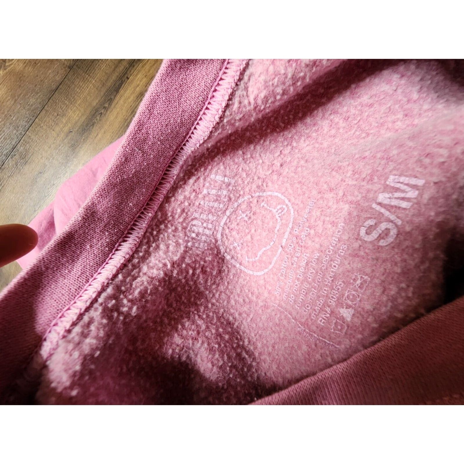Urban Outfitters Nirvana 90s Oversized Pink Sweatshirt Crew Neck Womens Small Cotton Blend Pullover Size S / US 4 / IT 40 - 4 Thumbnail