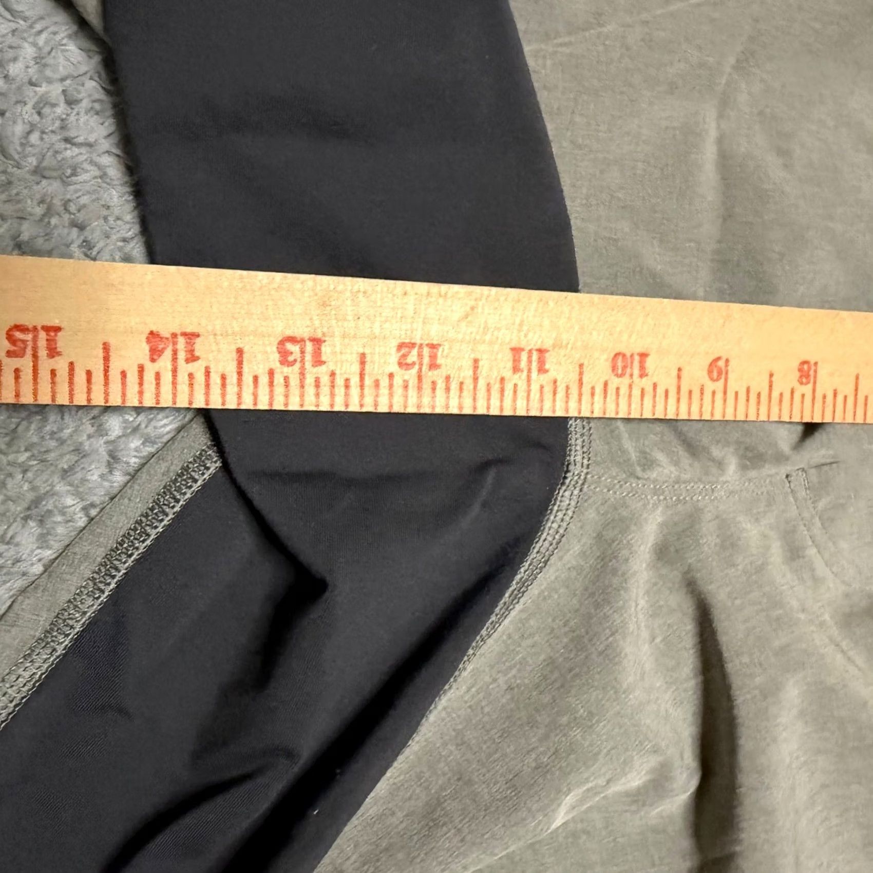 Lululemon Lululemon Assert Shorts Mens XL Linerless Gray Performance Running Size US 36 / EU 52 - 7 Thumbnail