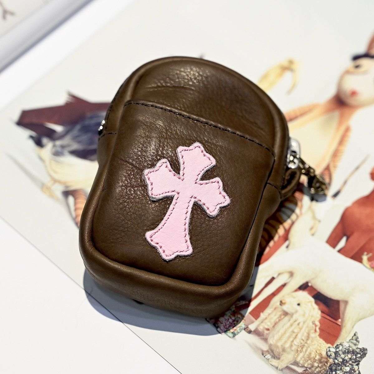 Chrome Hearts CHROME HEARTS LEATHER CROSS PATCH AIRPOD CASE BAG Size ONE SIZE - 1 Thumbnail