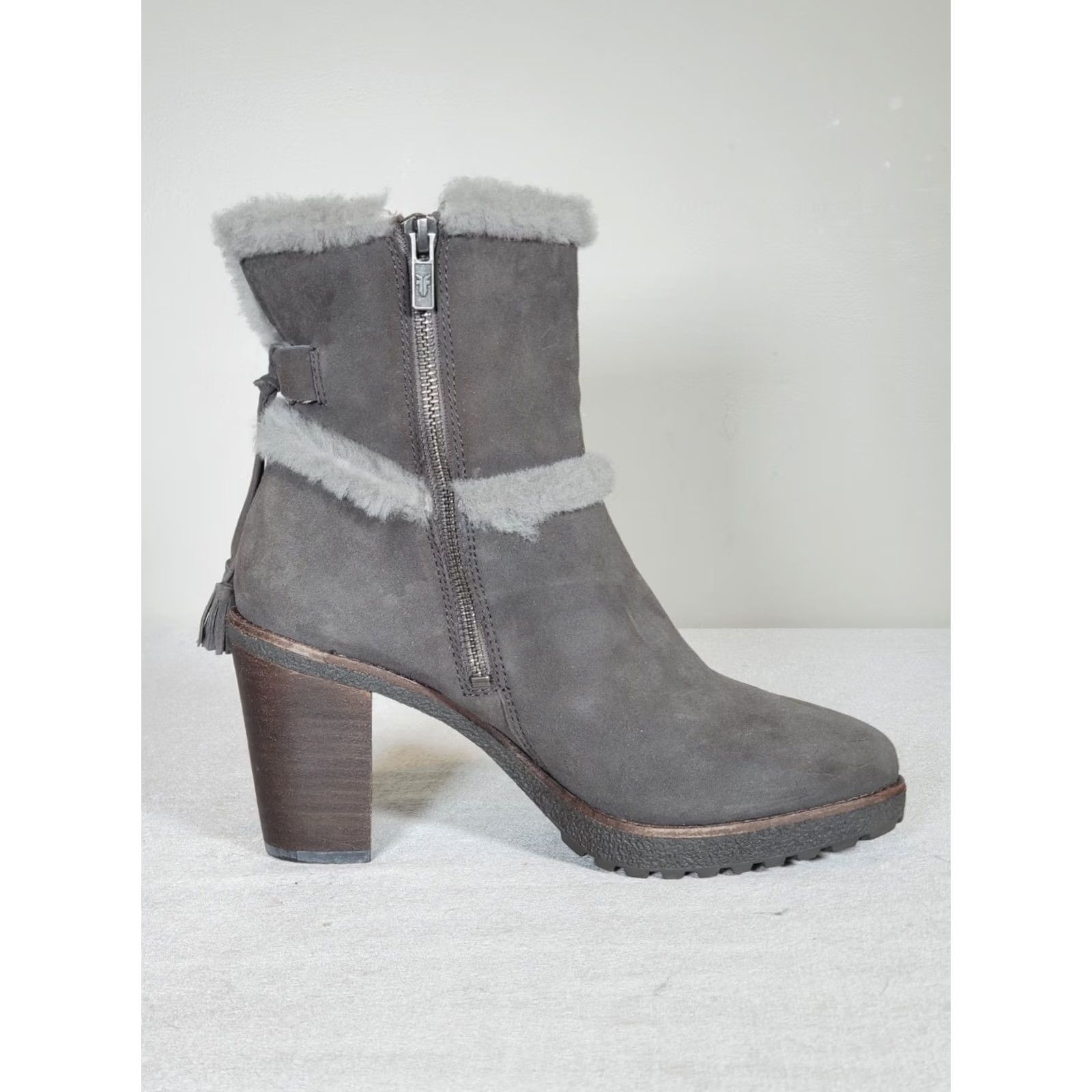 Frye FRYE Jen Shearling Short Booties Smoke Suede 76350 High Heeled Zip Women's US 8 M Size 30" / US 8 / IT 44 - 4 Thumbnail