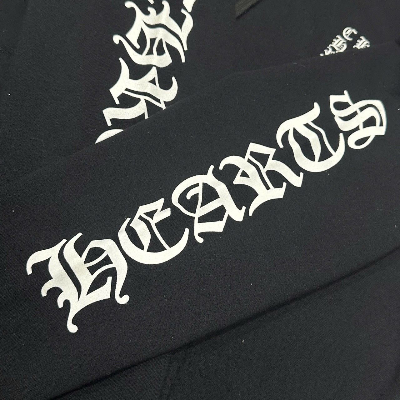 Chrome Hearts Chrome Hearts Vertical Logo hoodie black Size US L / EU 52-54 / 3 - 7 Thumbnail