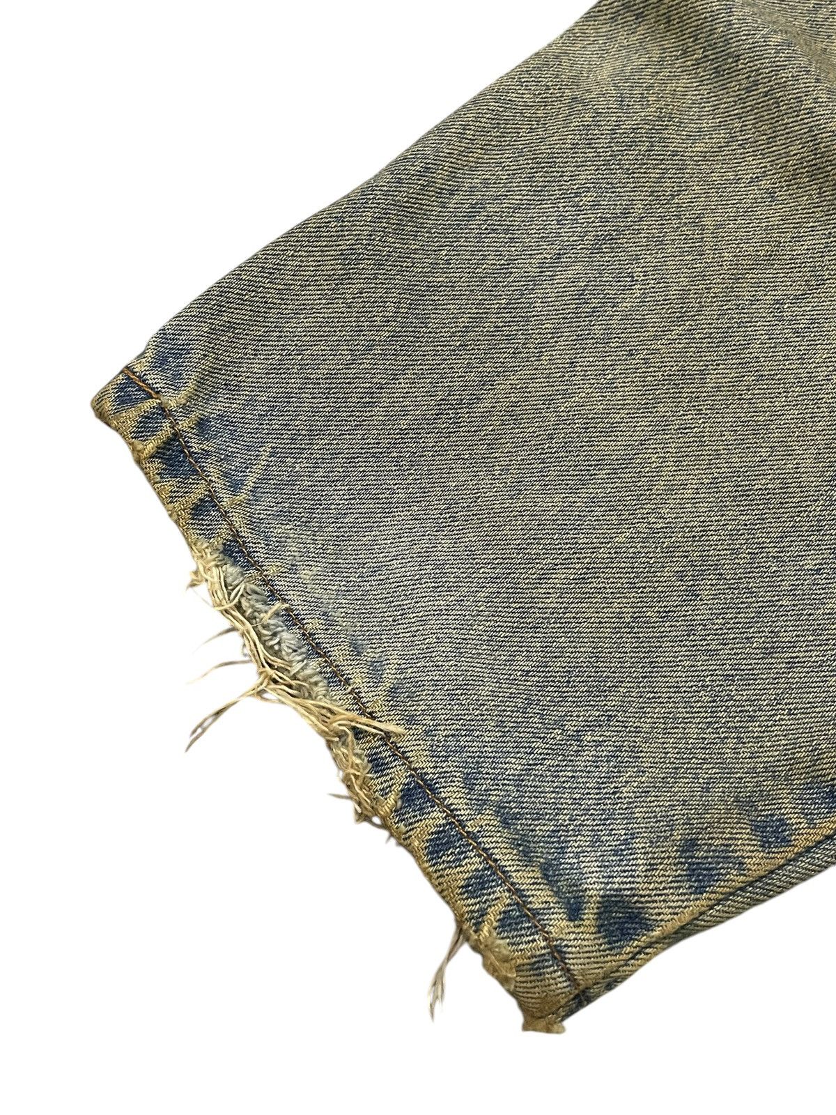 Levi's × Vintage Vintage Levis 560 Tapered Leg Loose Mud Wash Jeans Size US 35 - 15 Thumbnail
