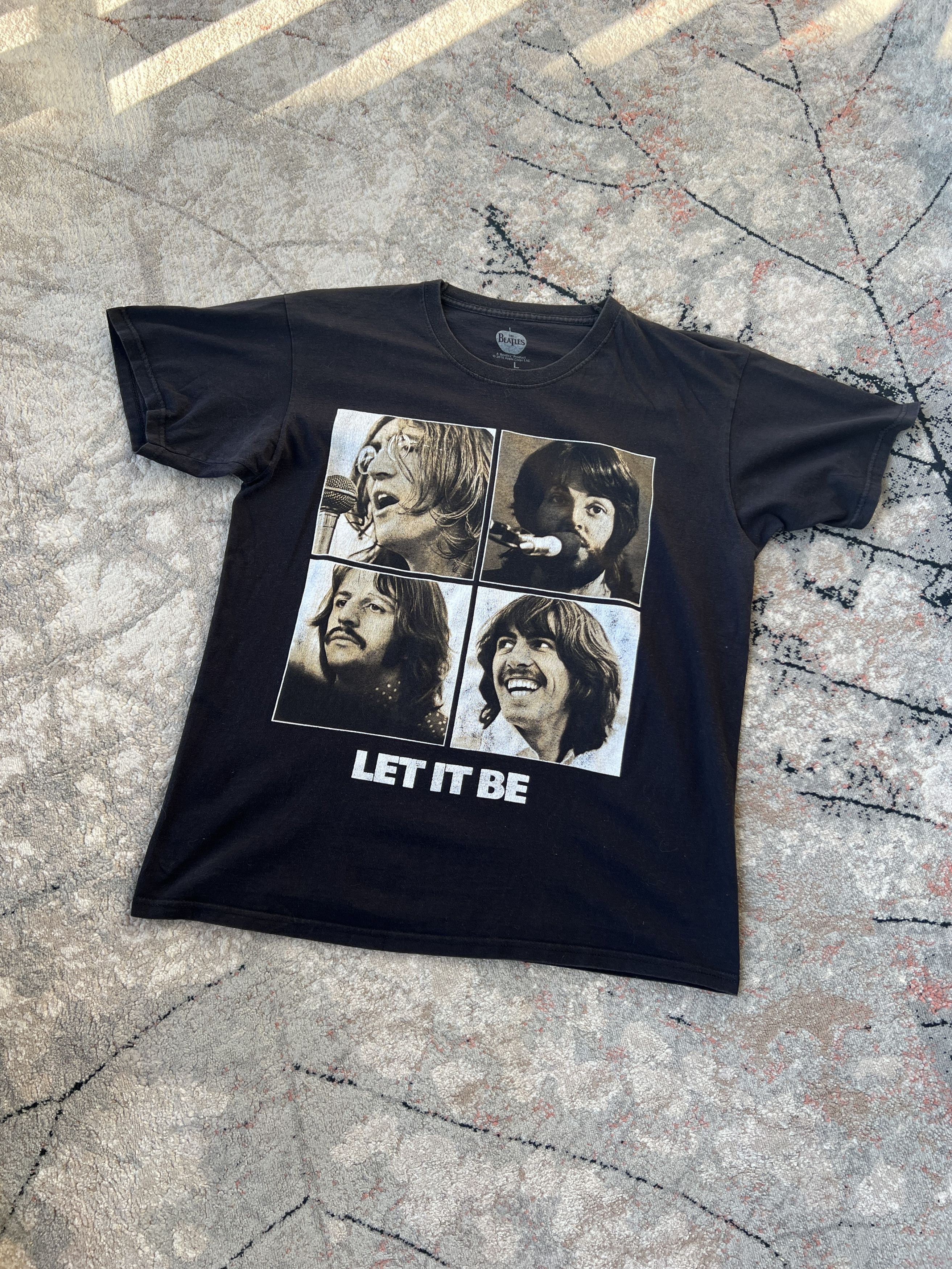 Band Tees The Beatles Let It Be Tee Size US L / EU 52-54 / 3 - 1 Thumbnail