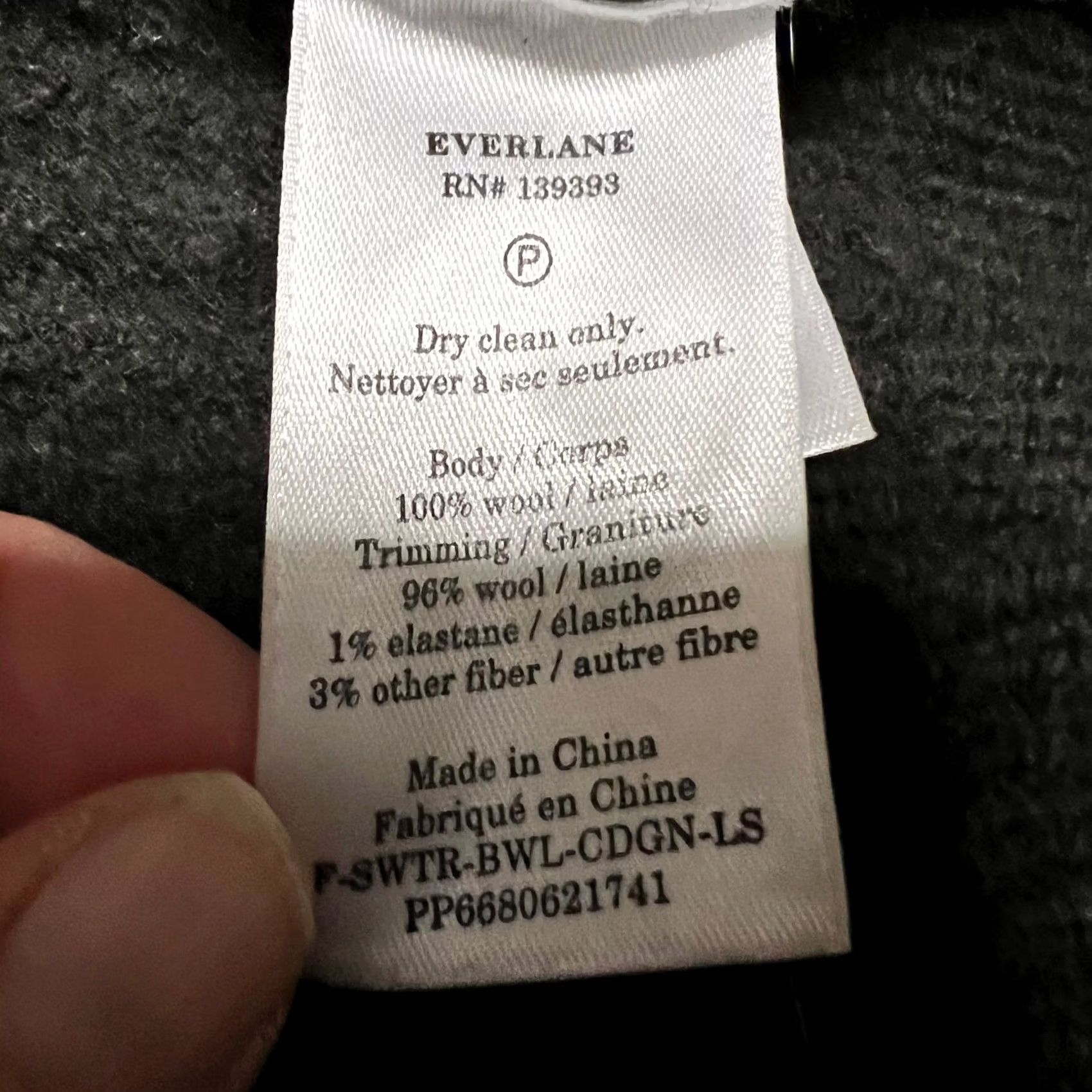 Everlane Everlane Cardigan Sweater Womens XS Wool Button Chunky Black XS Womens Cardigan Sweater Size XS / US 0-2 / IT 36-38 - 5 Thumbnail