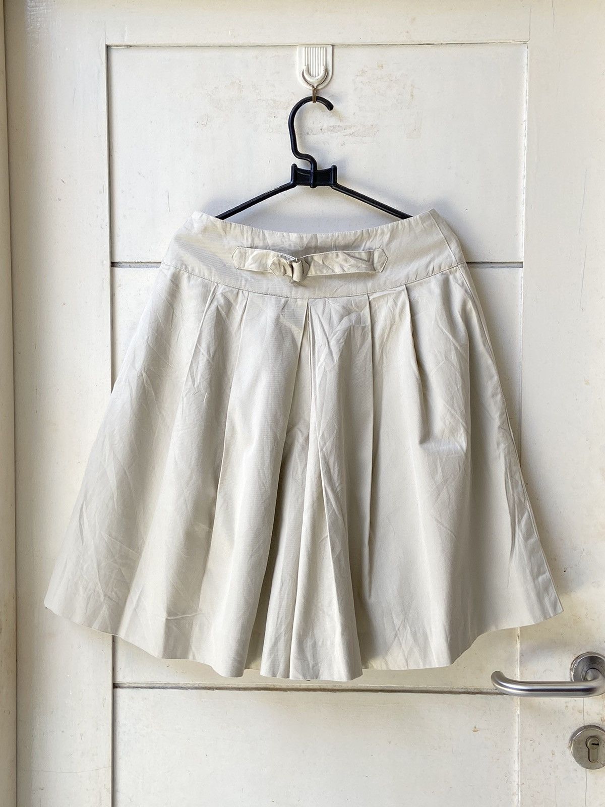 Issey Miyake IS ISSEY MIYAKE Cream Shorts Size US 26 / EU 42 - 16 Thumbnail