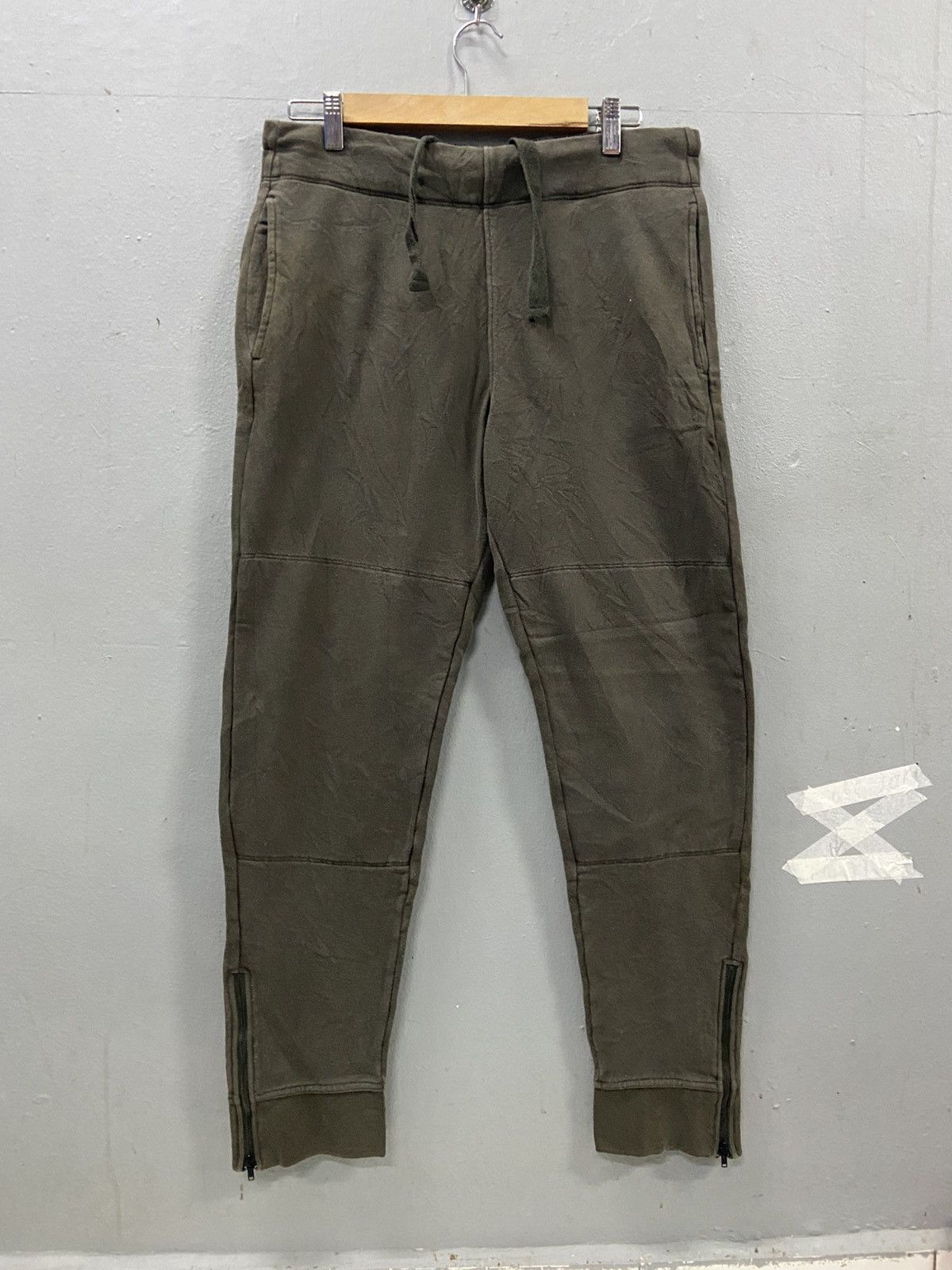 Lemaire × Uniqlo UNIQLO X LEMAIRE JOGGER PANTS Size US 31 - 1 Thumbnail